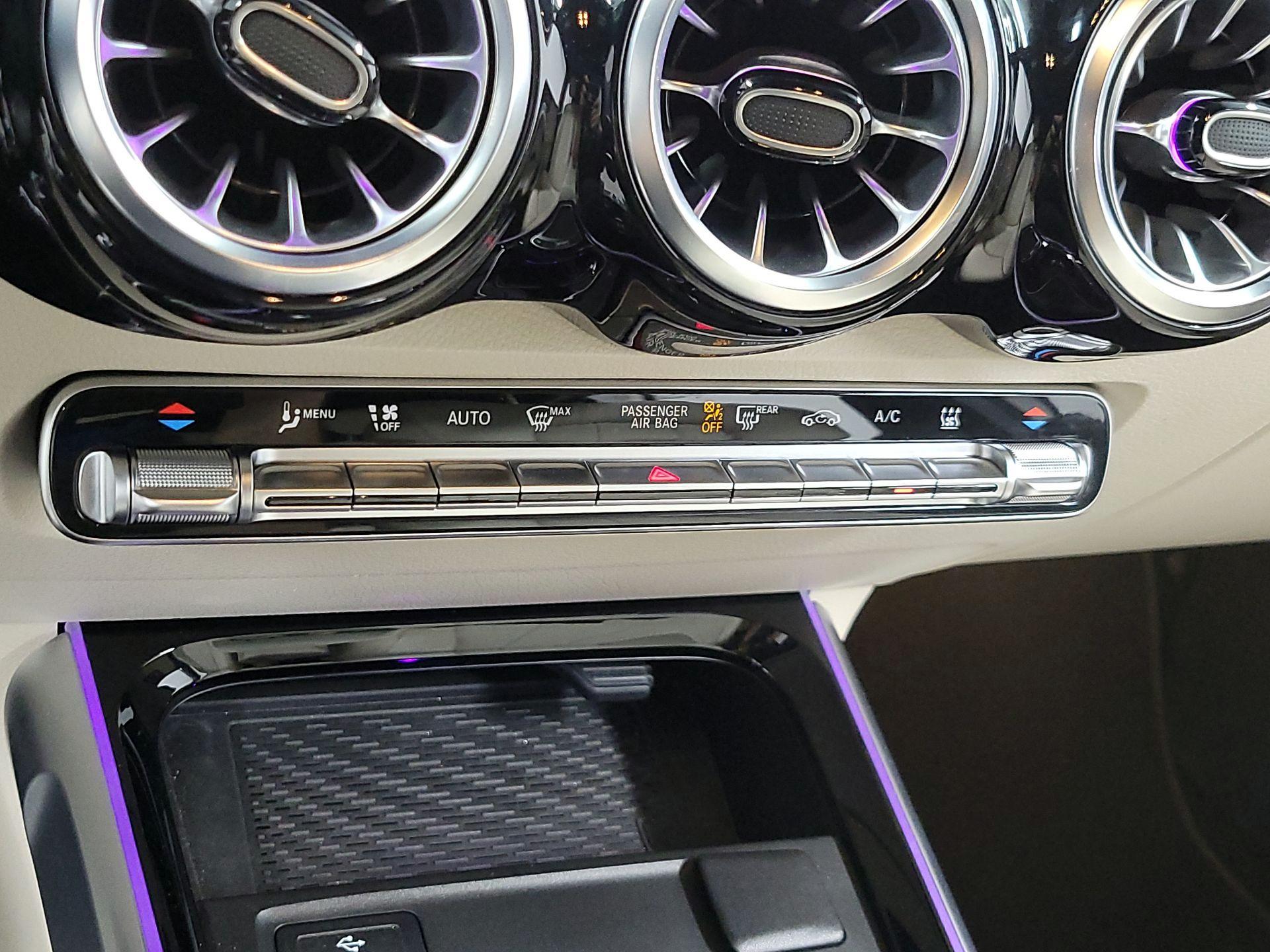 Thumbnail: 2024 Mercedes-Benz EQB - 15