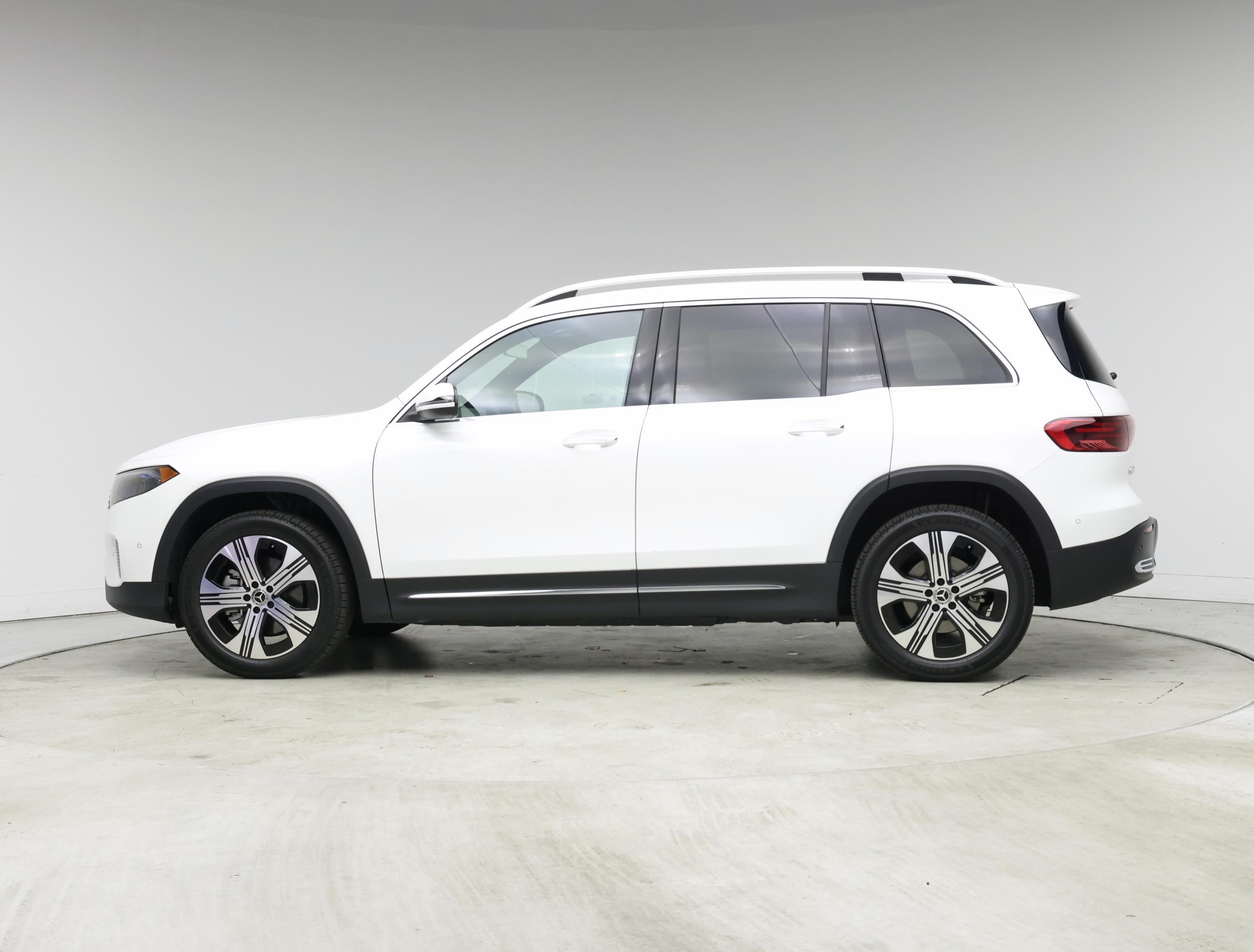 Thumbnail: 2024 Mercedes-Benz EQB - 3