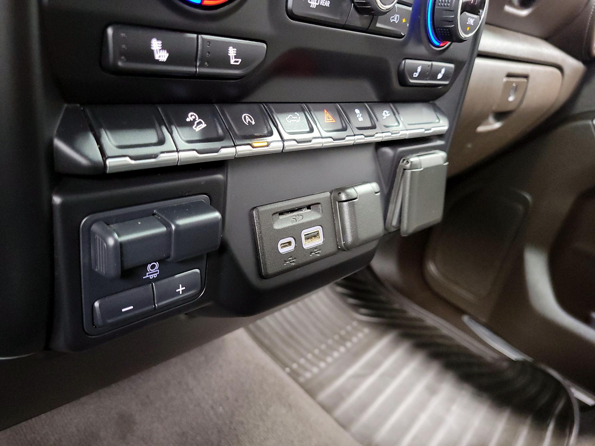 Thumbnail: 2021 Chevrolet Silverado 1500 - 18