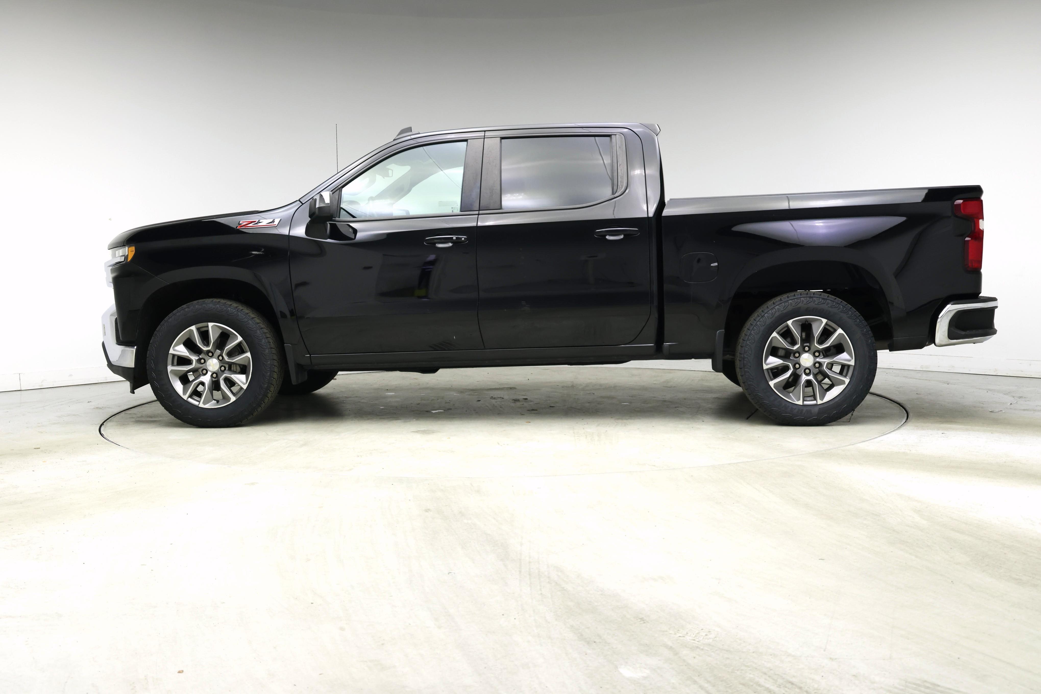 Thumbnail: 2021 Chevrolet Silverado 1500 - 3