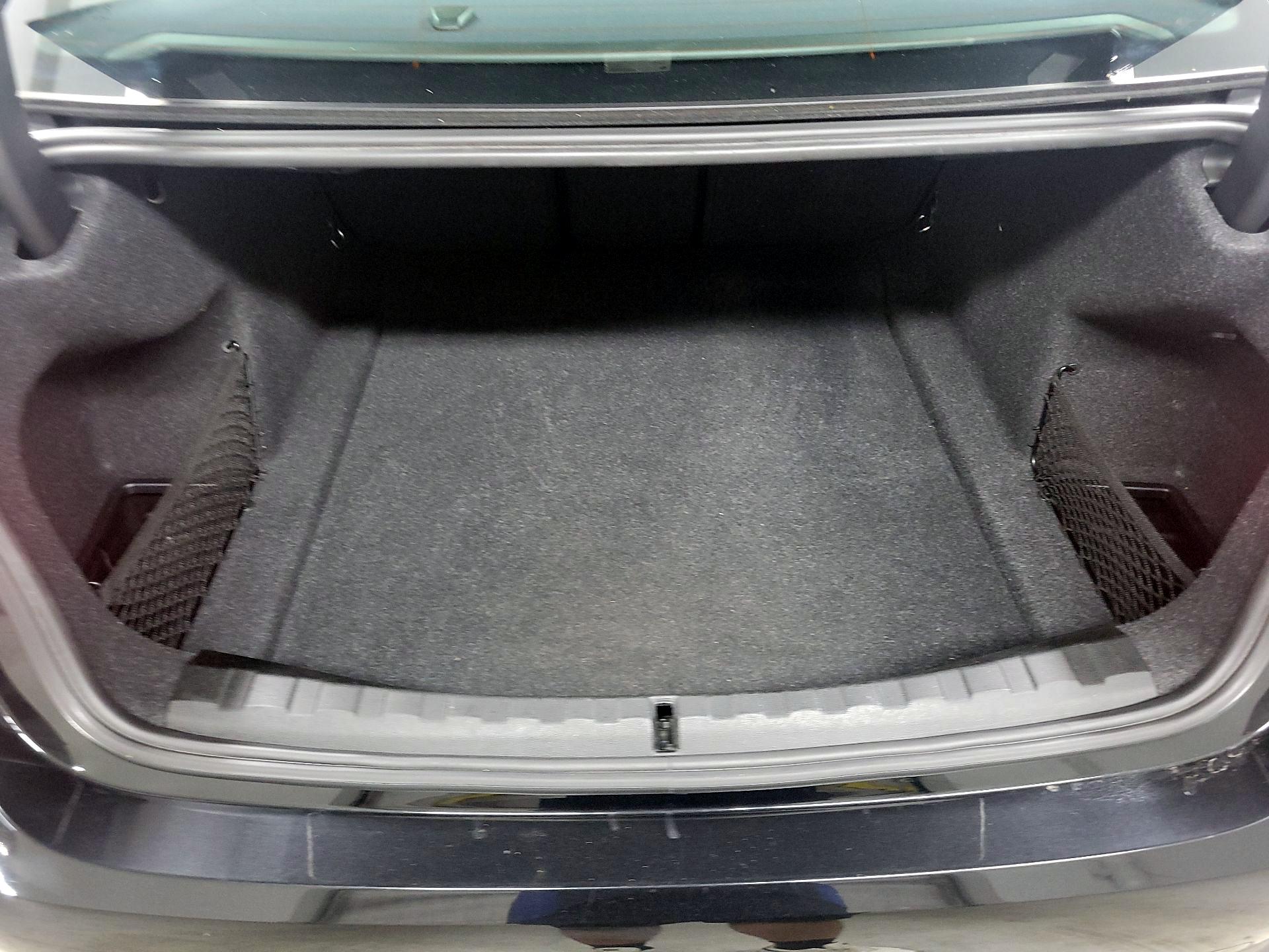 Thumbnail: 2019 BMW 3 Series - 18