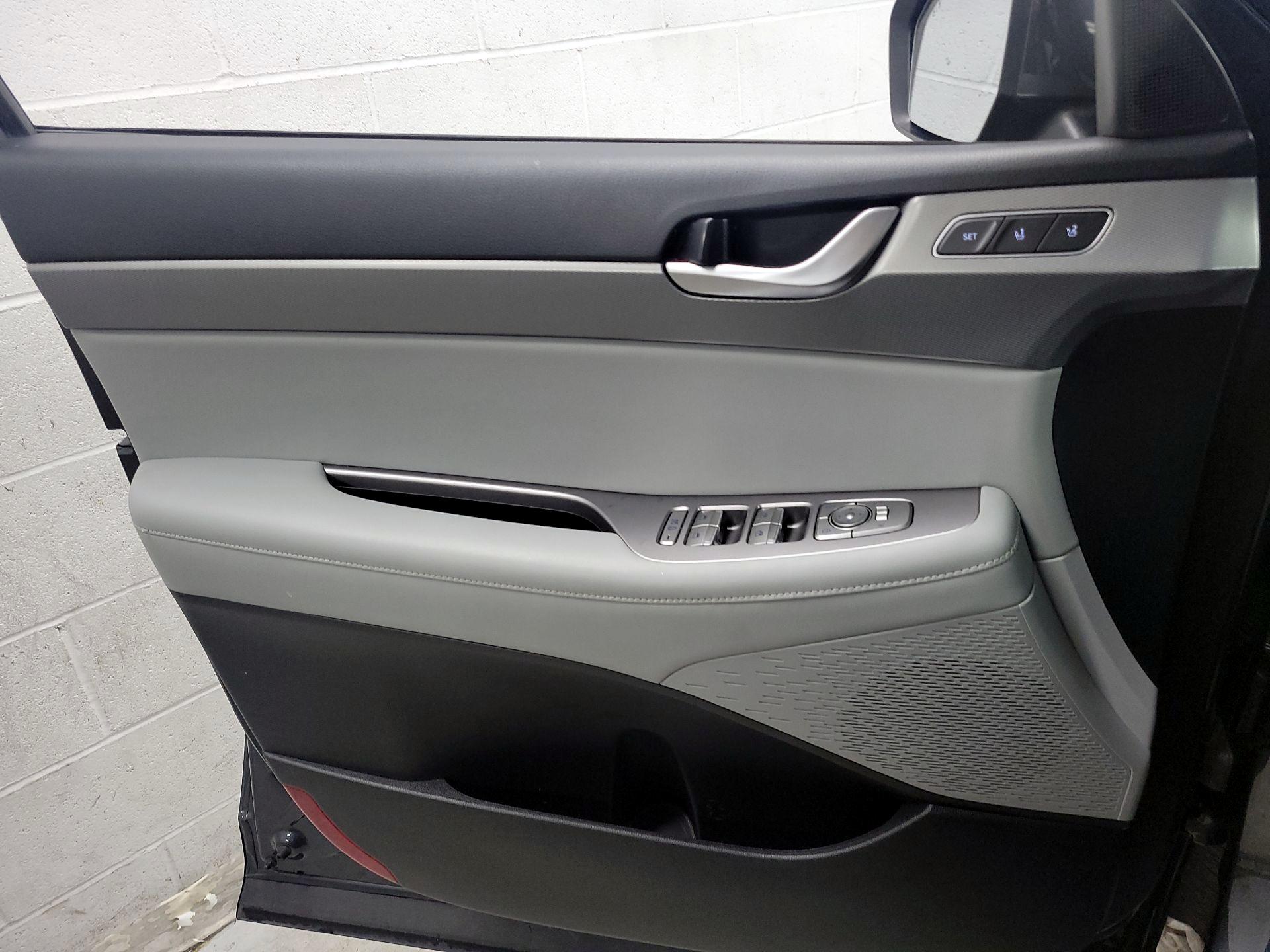 Thumbnail: 2020 Hyundai Palisade - 12