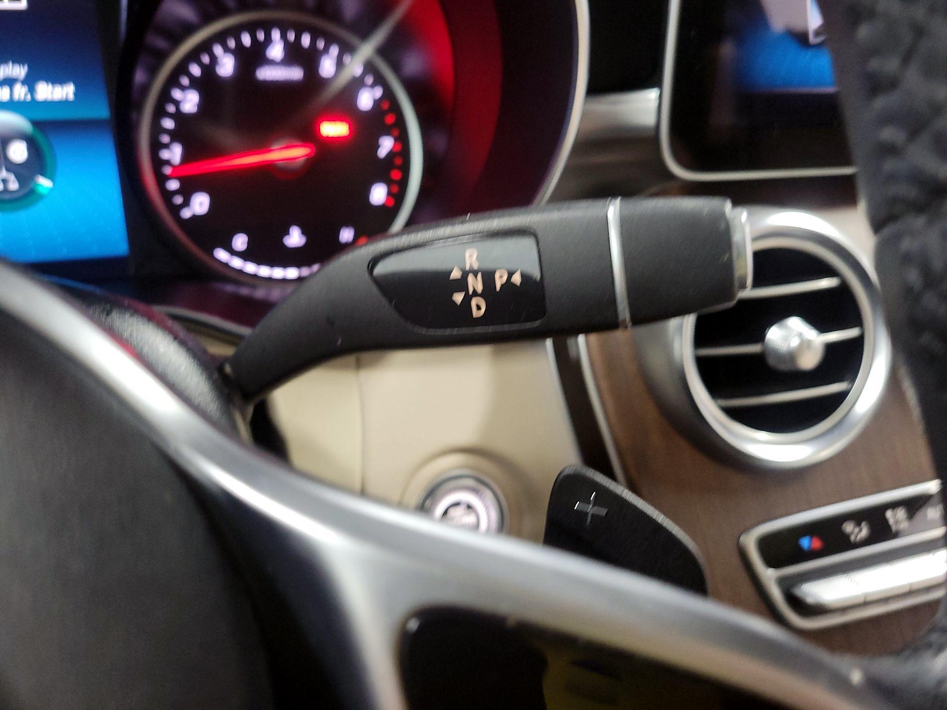 Thumbnail: 2019 Mercedes-Benz C-Class - 16