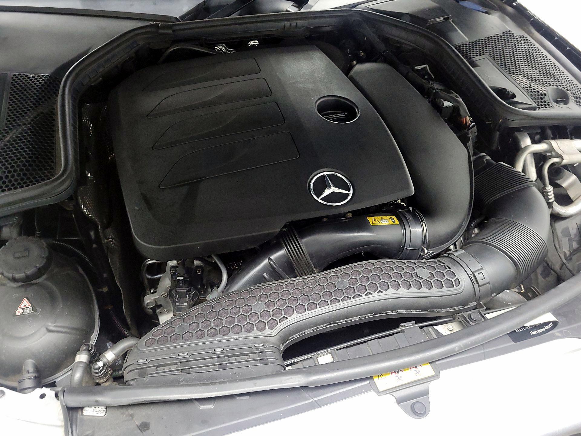 Thumbnail: 2019 Mercedes-Benz C-Class - 18