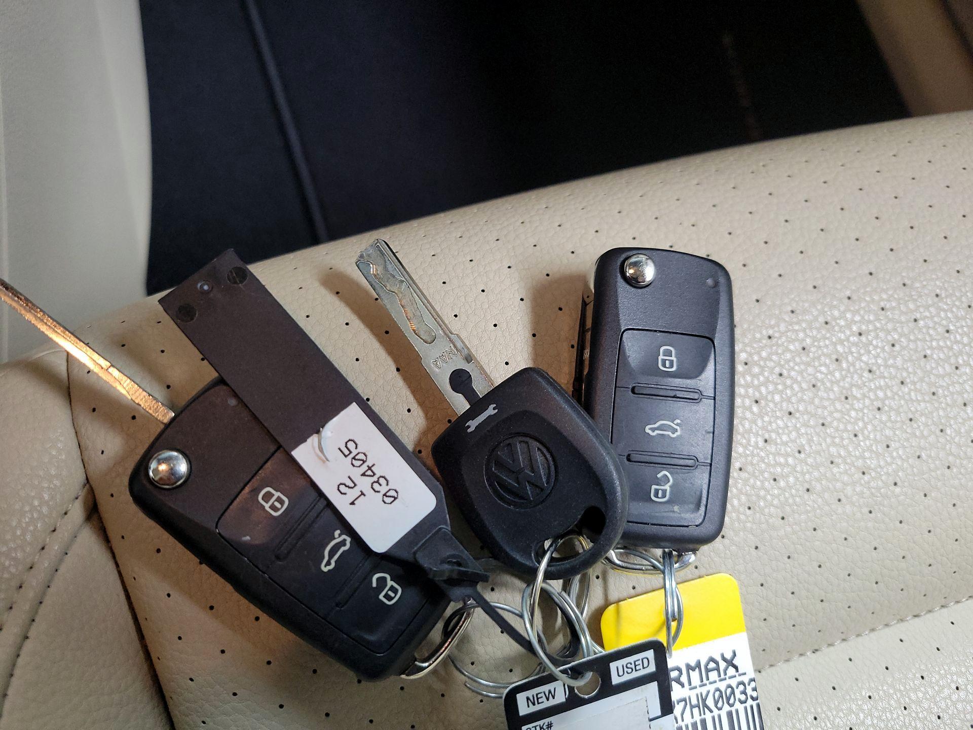 Thumbnail: 2017 Volkswagen Tiguan - 20