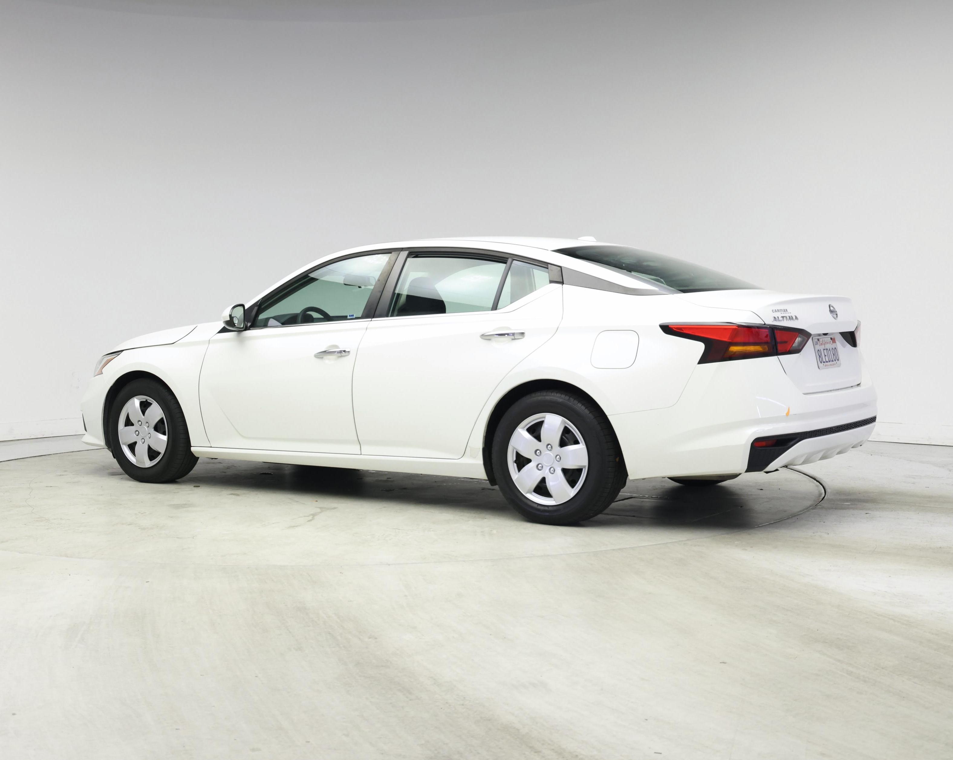 Thumbnail: 2019 Nissan Altima - 2