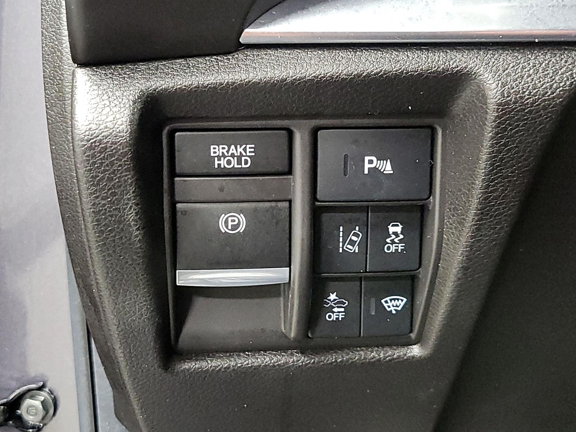 Thumbnail: 2019 Acura MDX - 13