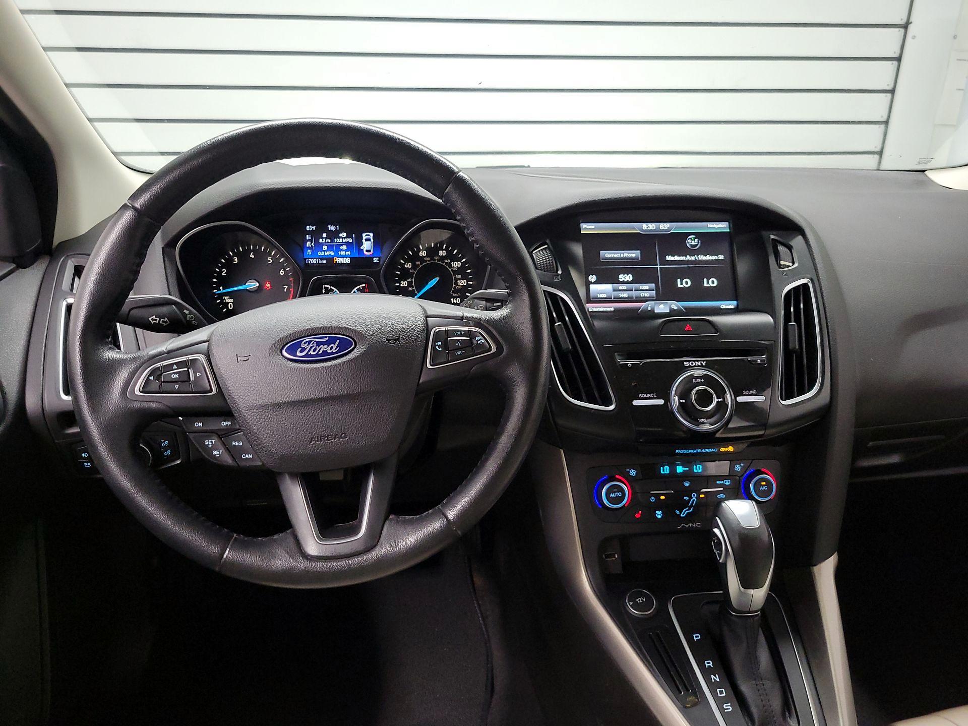 Thumbnail: 2015 Ford Focus - 8