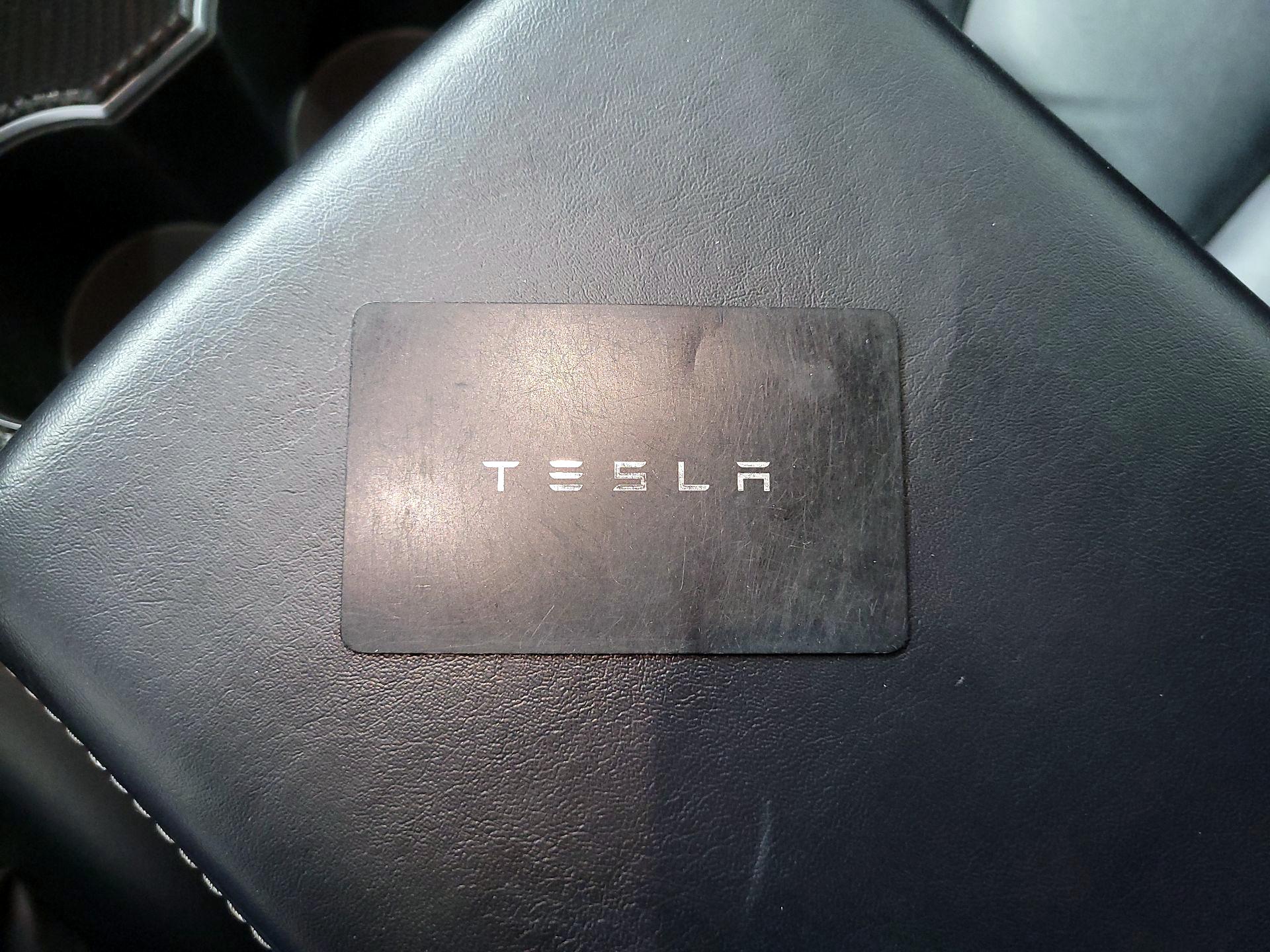 Thumbnail: 2020 Tesla Model 3 - 19