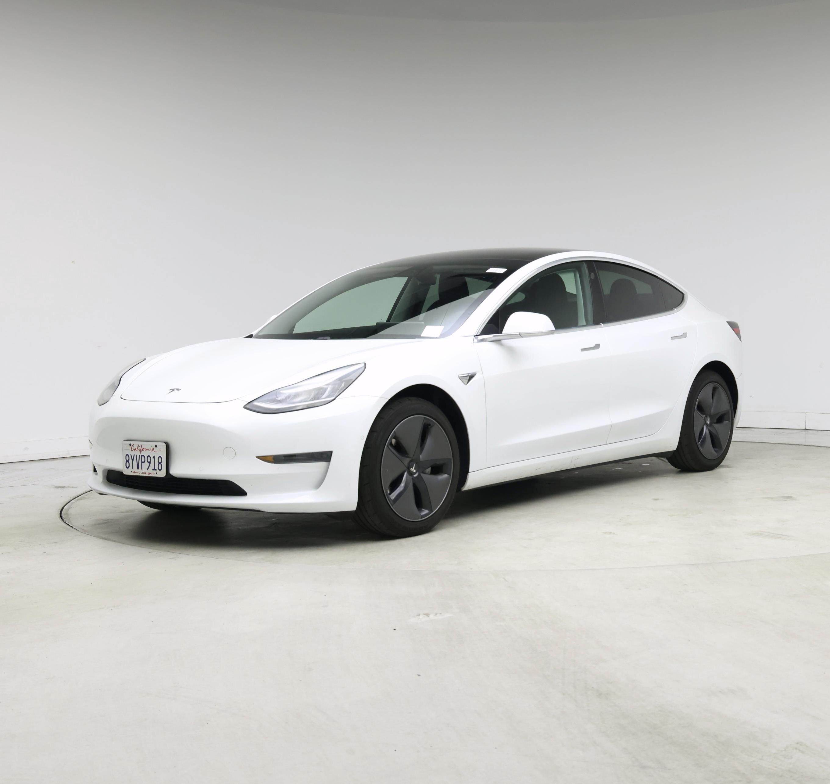 Thumbnail: 2020 Tesla Model 3 - 4