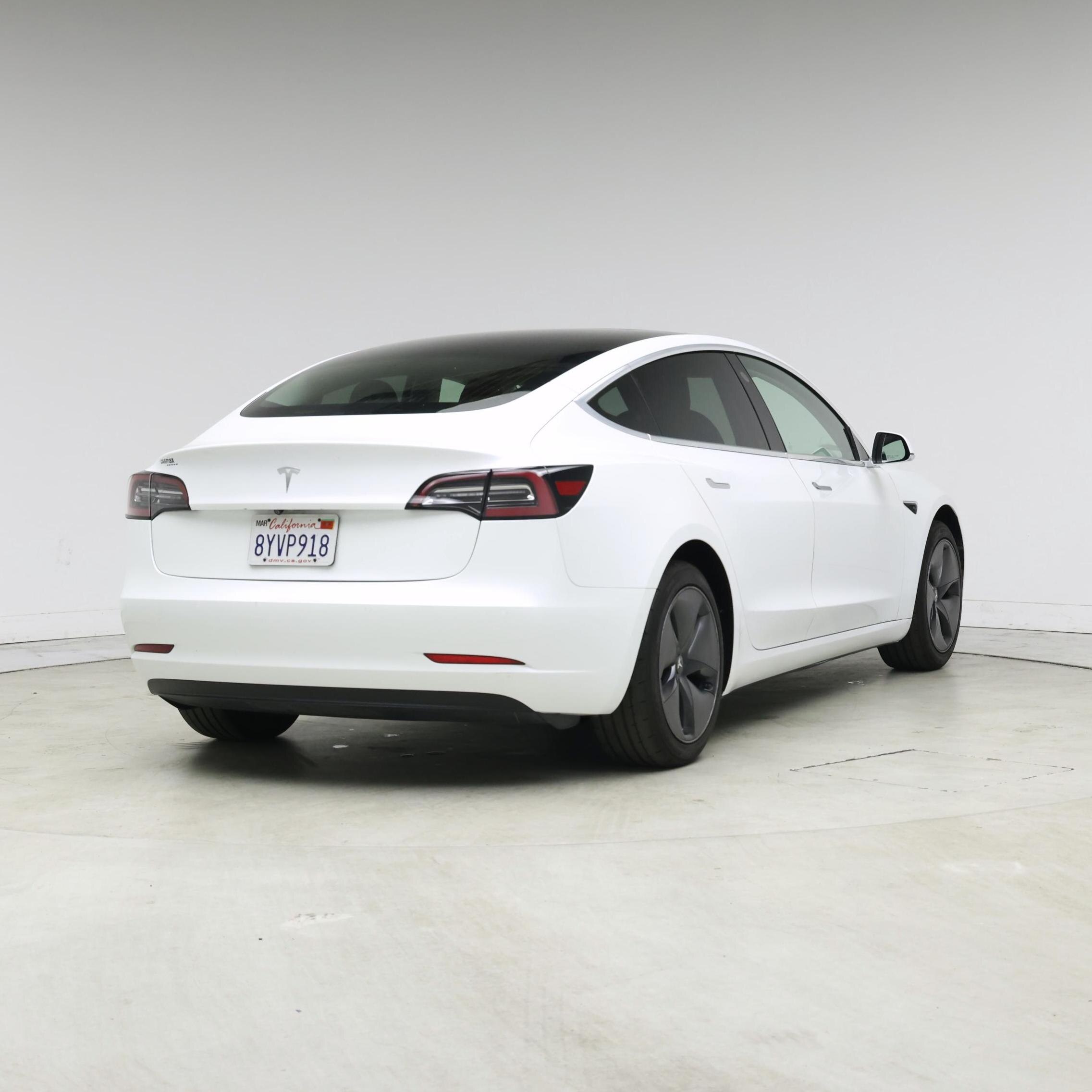 Thumbnail: 2020 Tesla Model 3 - 8