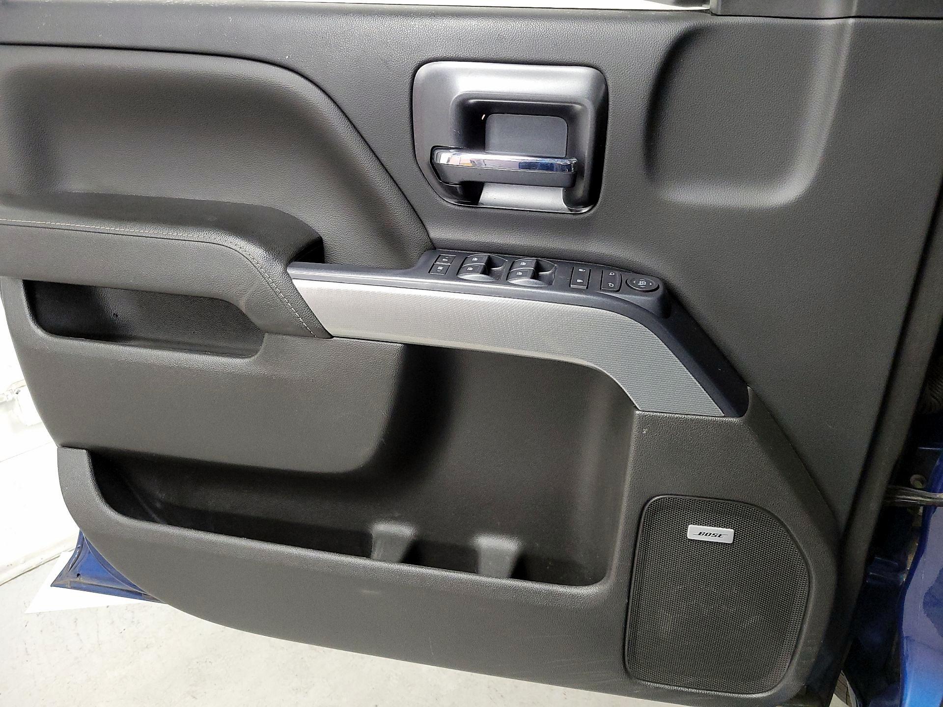 Thumbnail: 2018 Chevrolet Silverado 1500 - 12