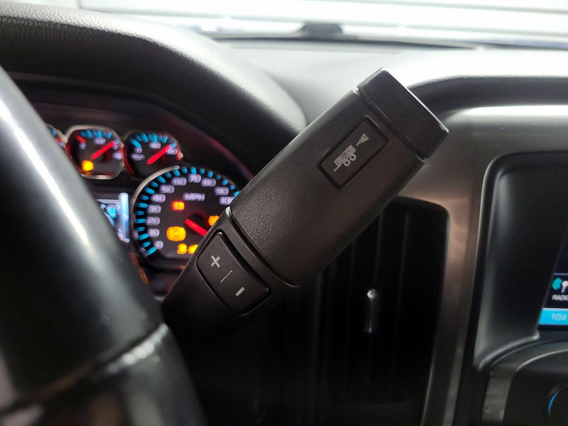 Thumbnail: 2018 Chevrolet Silverado 1500 - 17