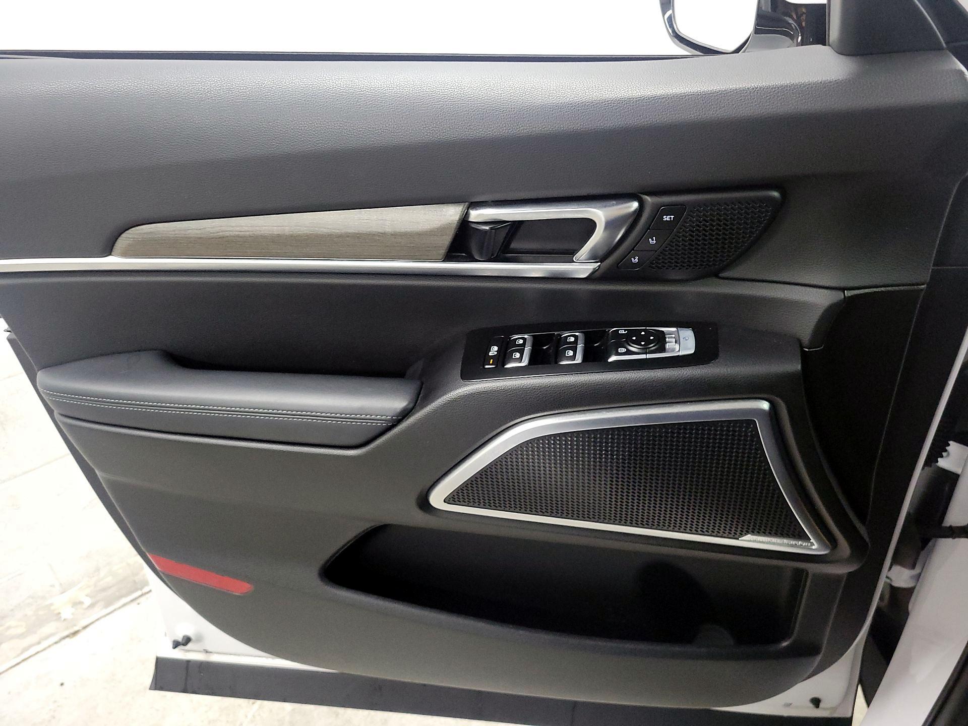 Thumbnail: 2021 Kia Telluride - 12