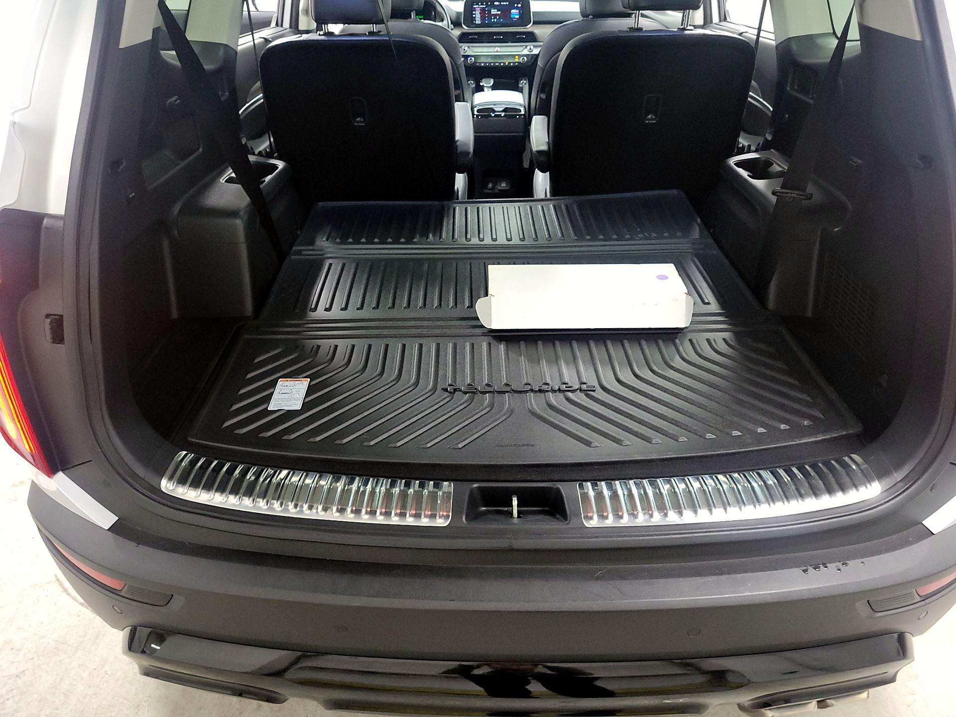 Thumbnail: 2021 Kia Telluride - 19