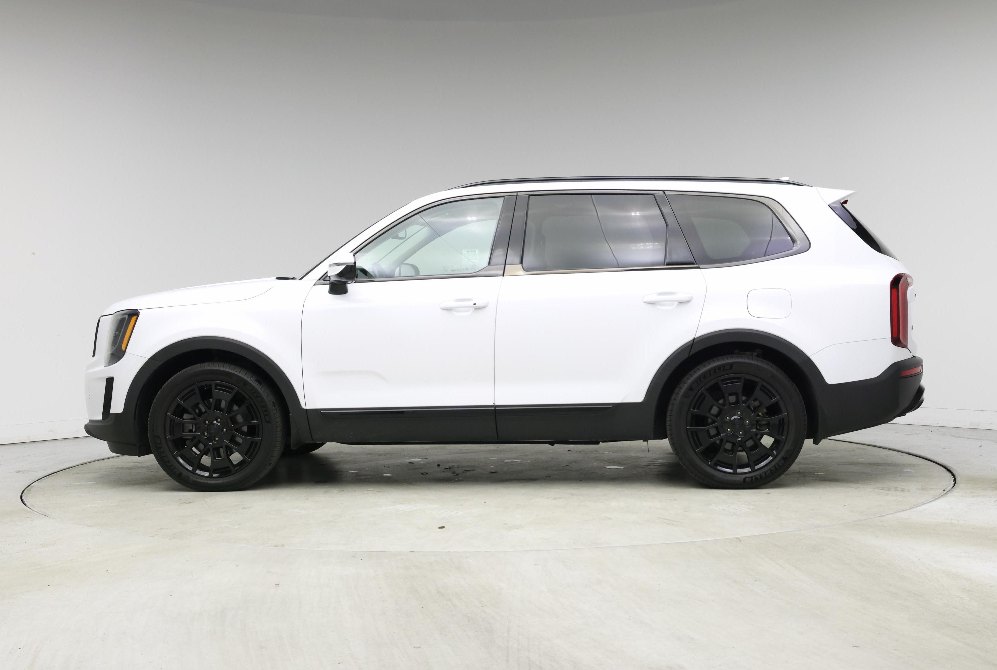 Thumbnail: 2021 Kia Telluride - 3