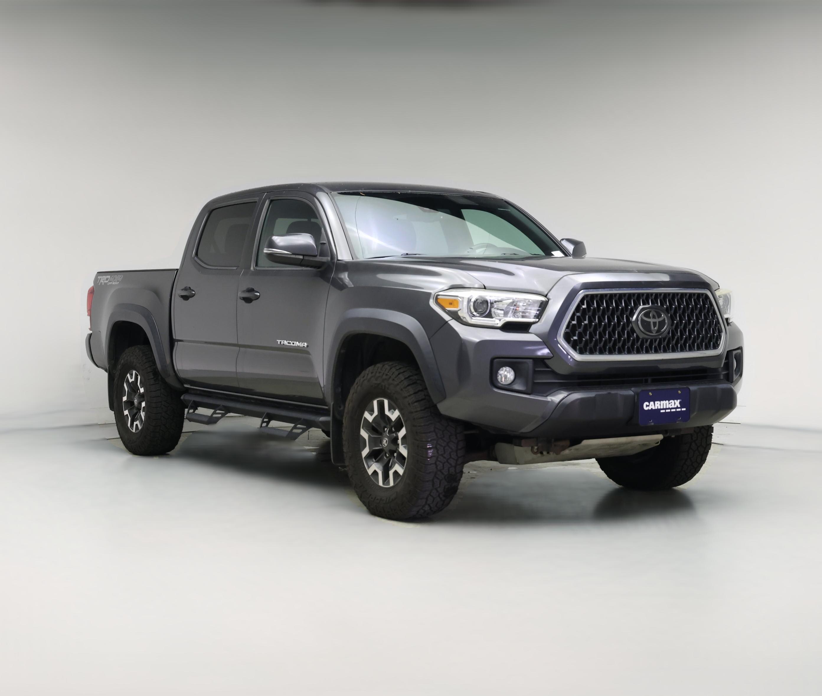 Thumbnail: 2018 Toyota Tacoma - 1