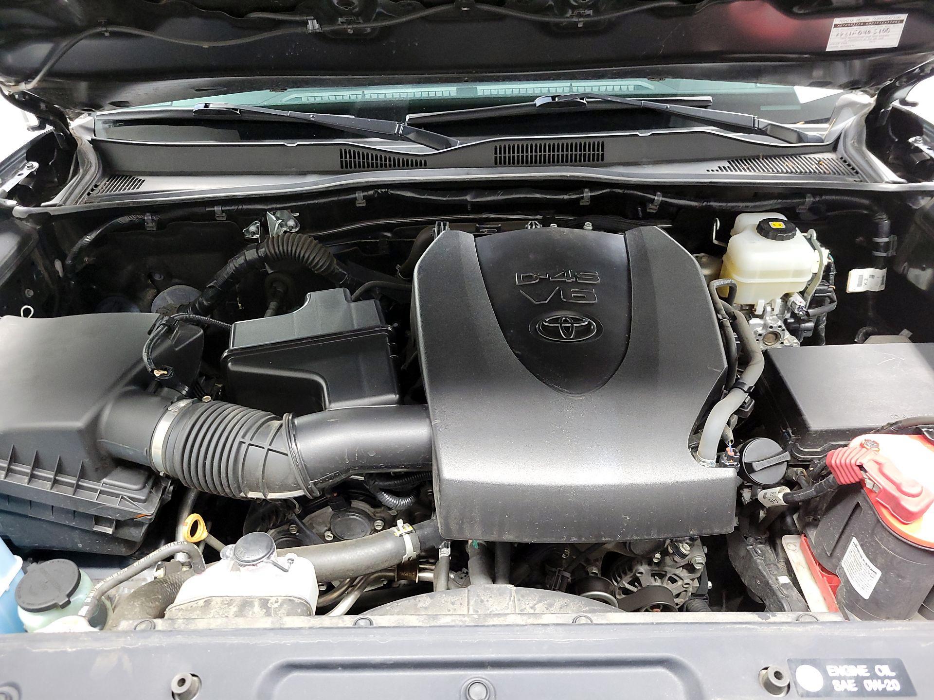 Thumbnail: 2018 Toyota Tacoma - 19