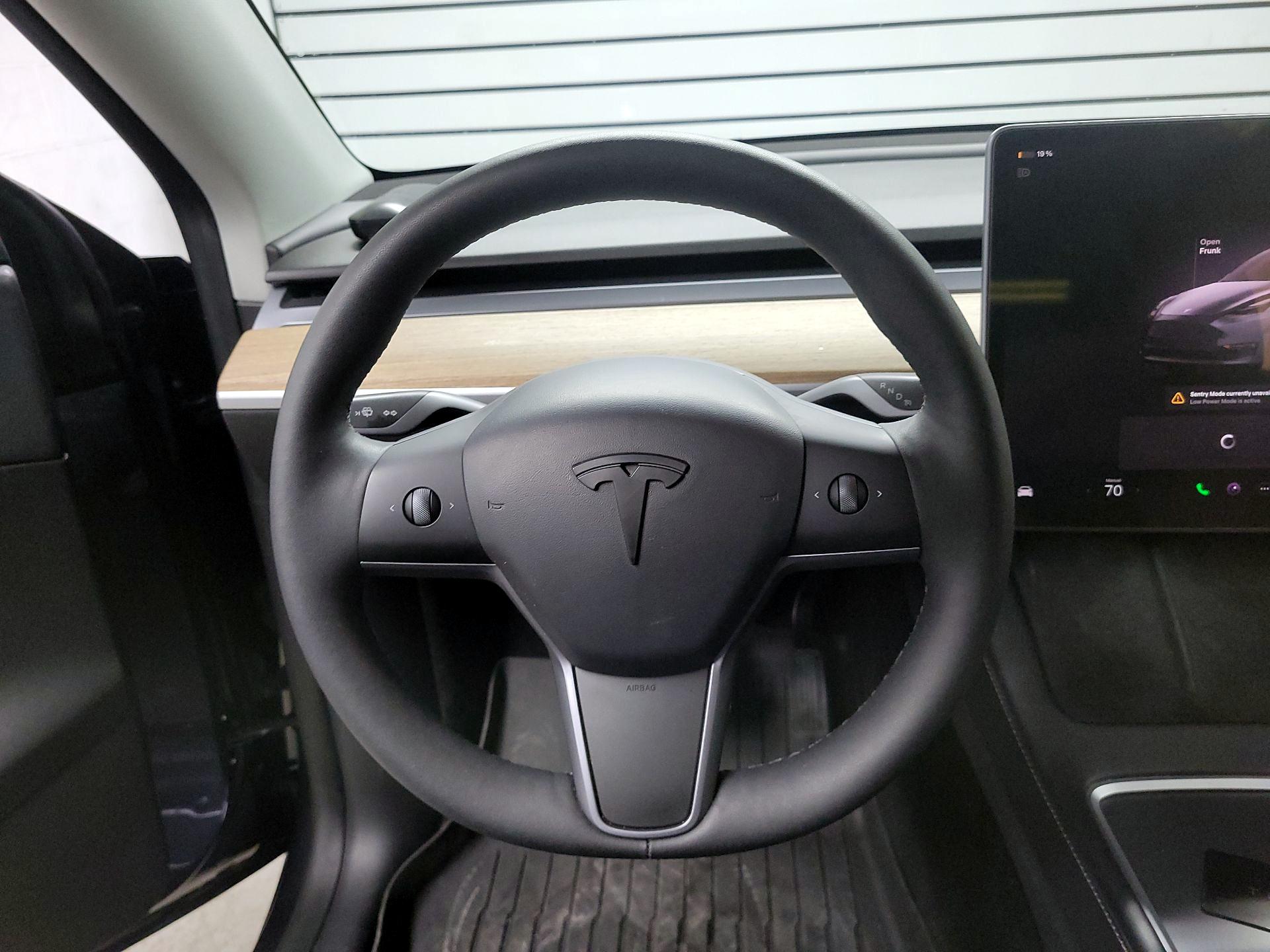 Thumbnail: 2022 Tesla Model Y - 10