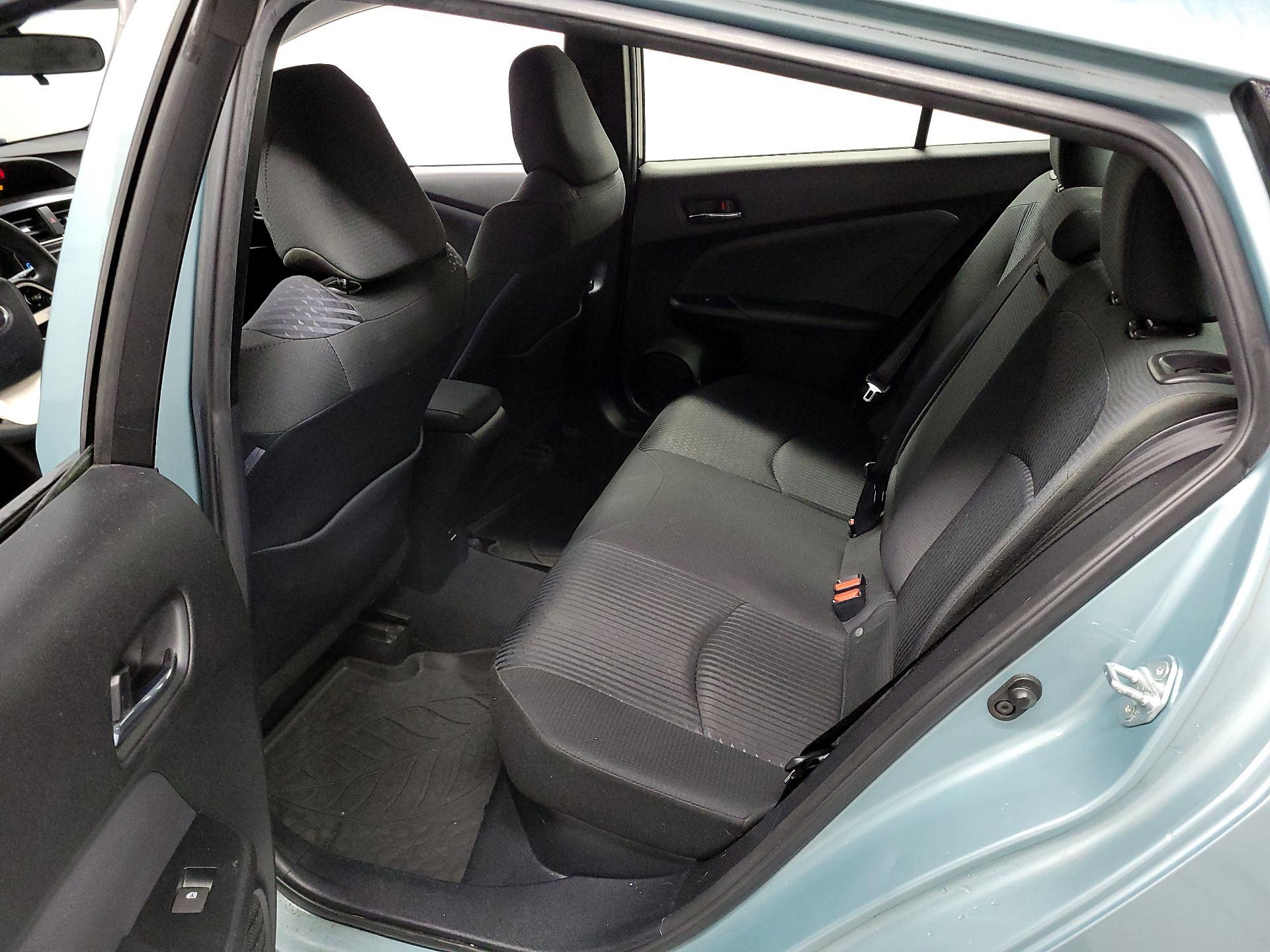 Thumbnail: 2017 Toyota Prius - 19