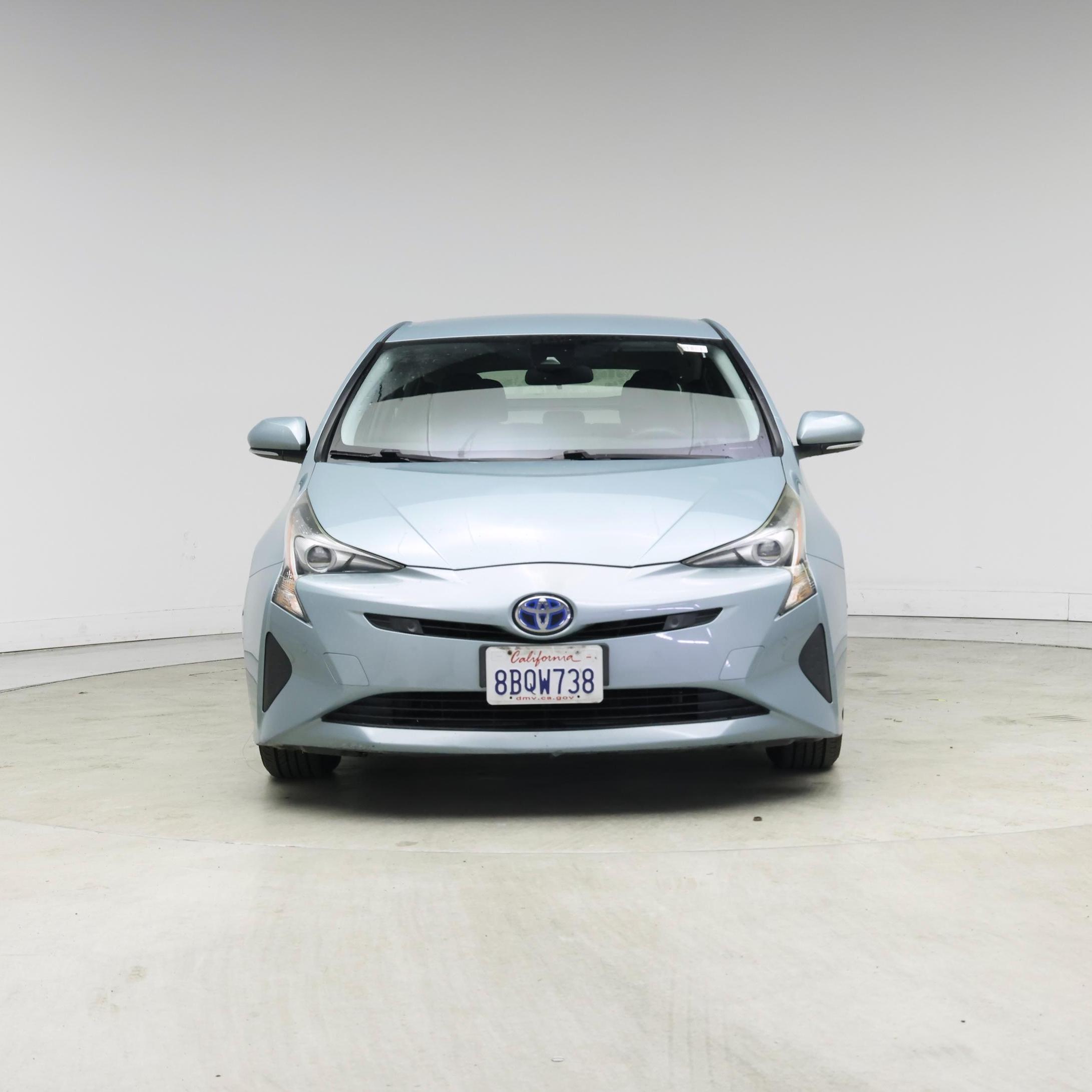 Thumbnail: 2017 Toyota Prius - 5
