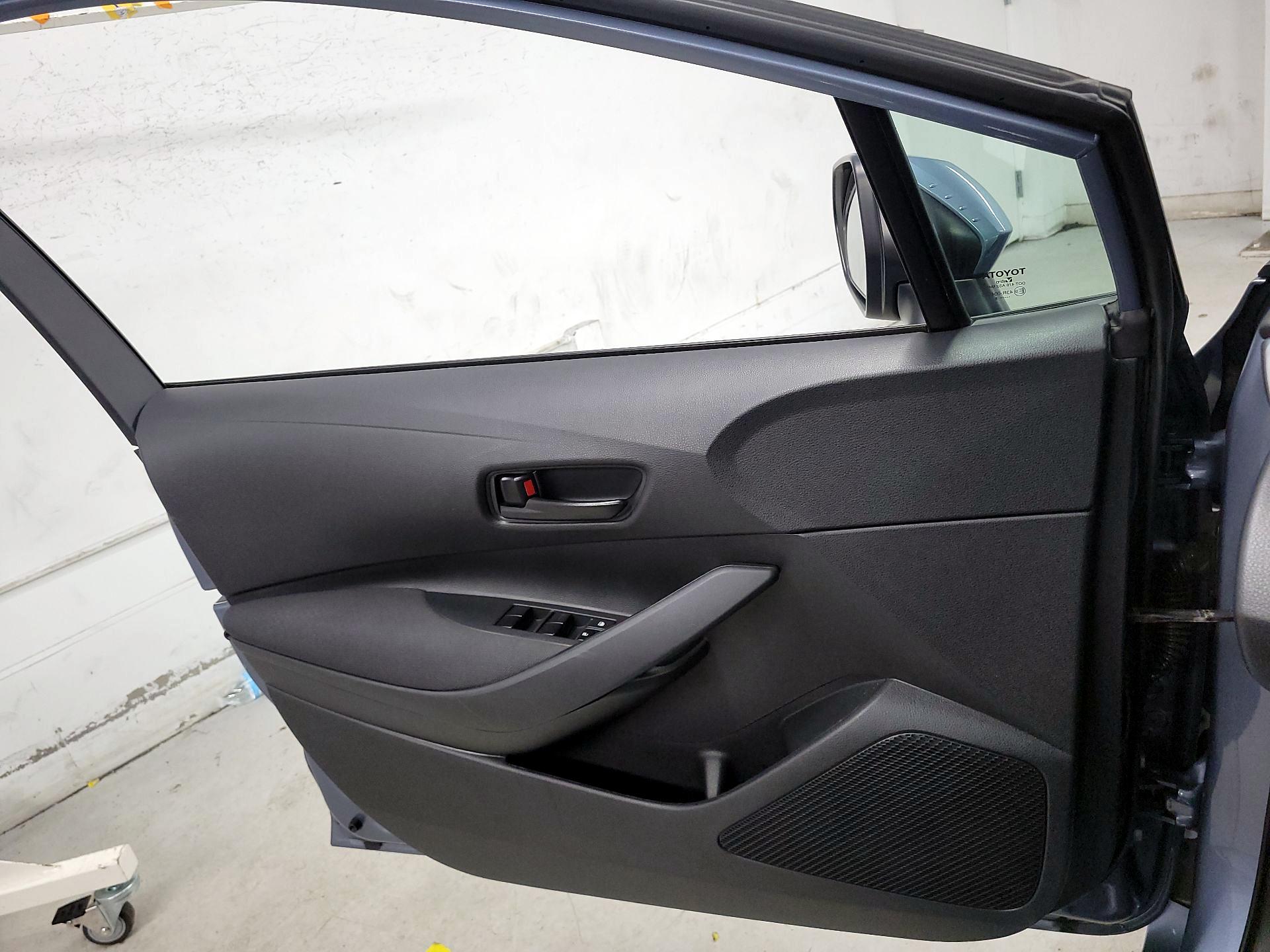 Thumbnail: 2023 Toyota Corolla - 12