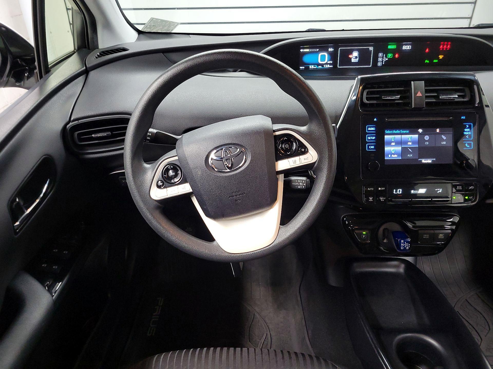 Thumbnail: 2018 Toyota Prius - 10