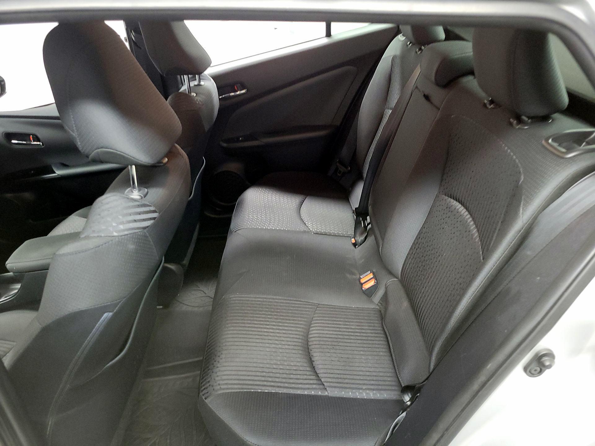 Thumbnail: 2018 Toyota Prius - 18