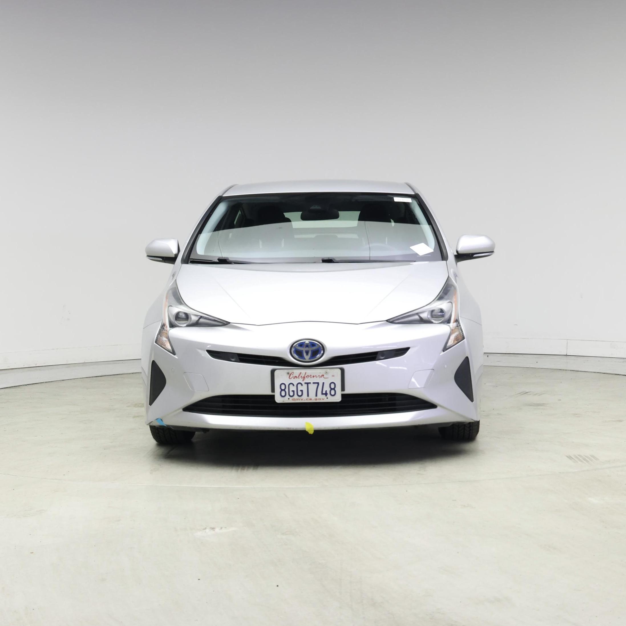 Thumbnail: 2018 Toyota Prius - 5