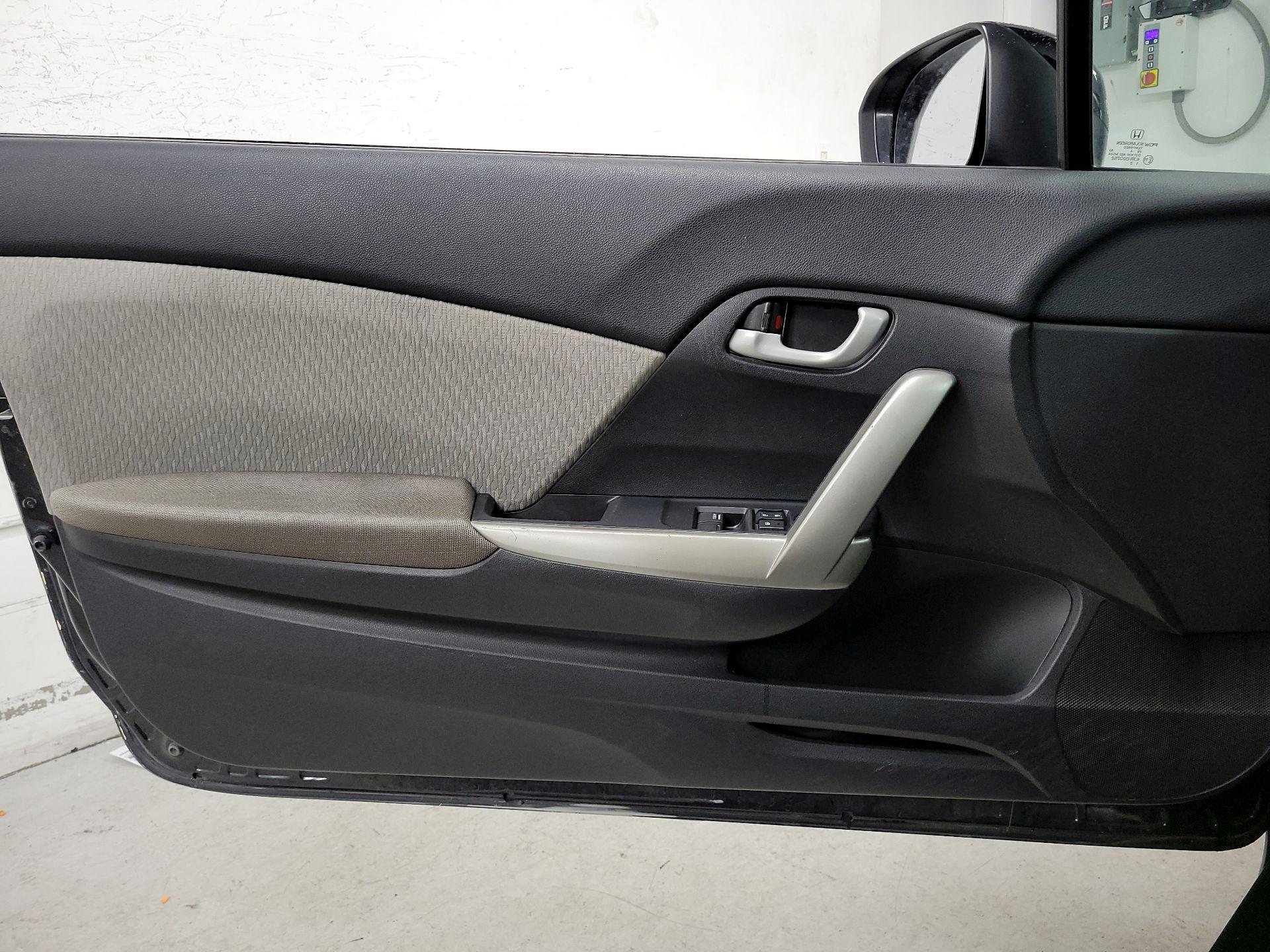 Thumbnail: 2014 Honda Civic - 12