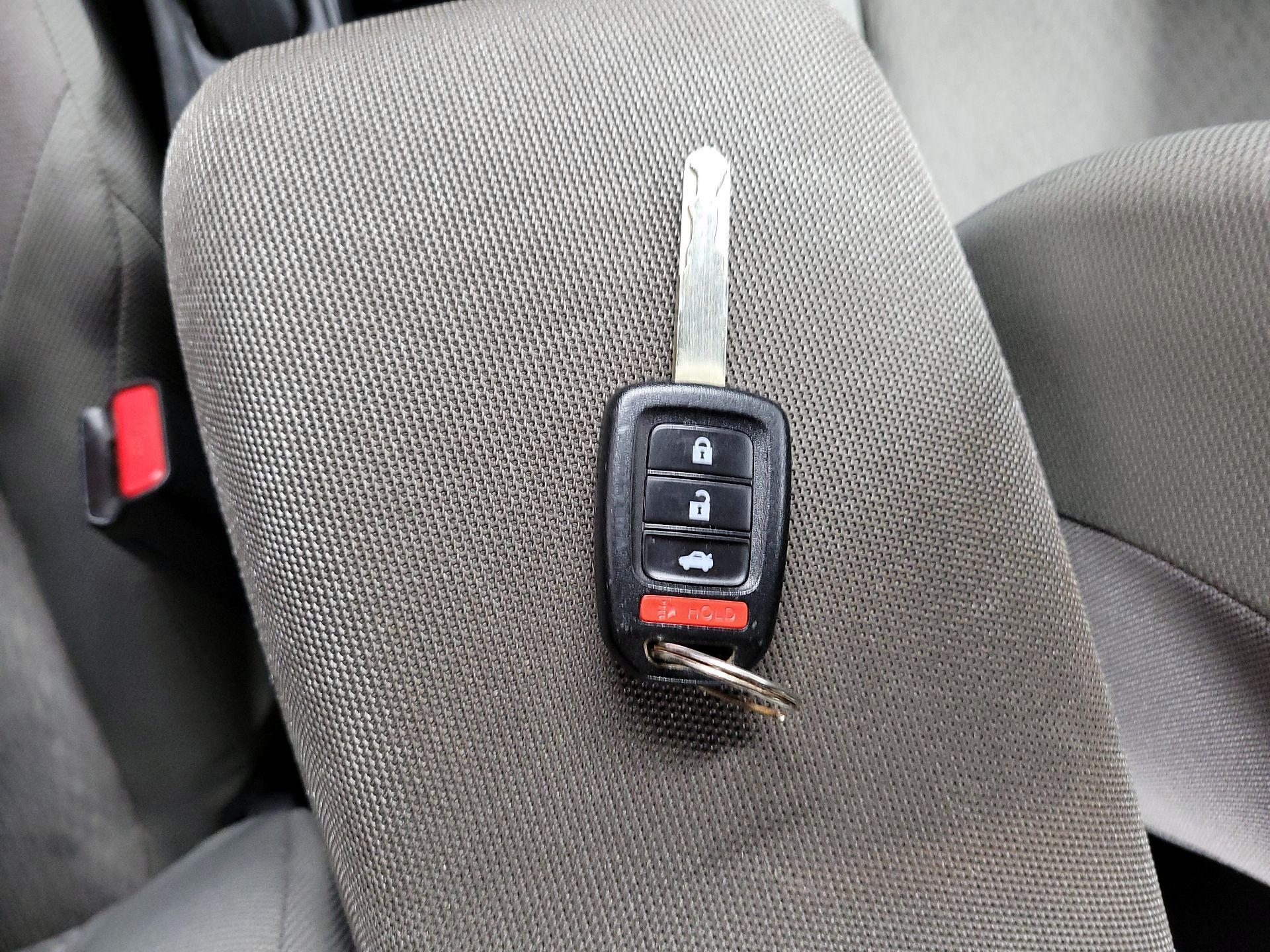 Thumbnail: 2014 Honda Civic - 18