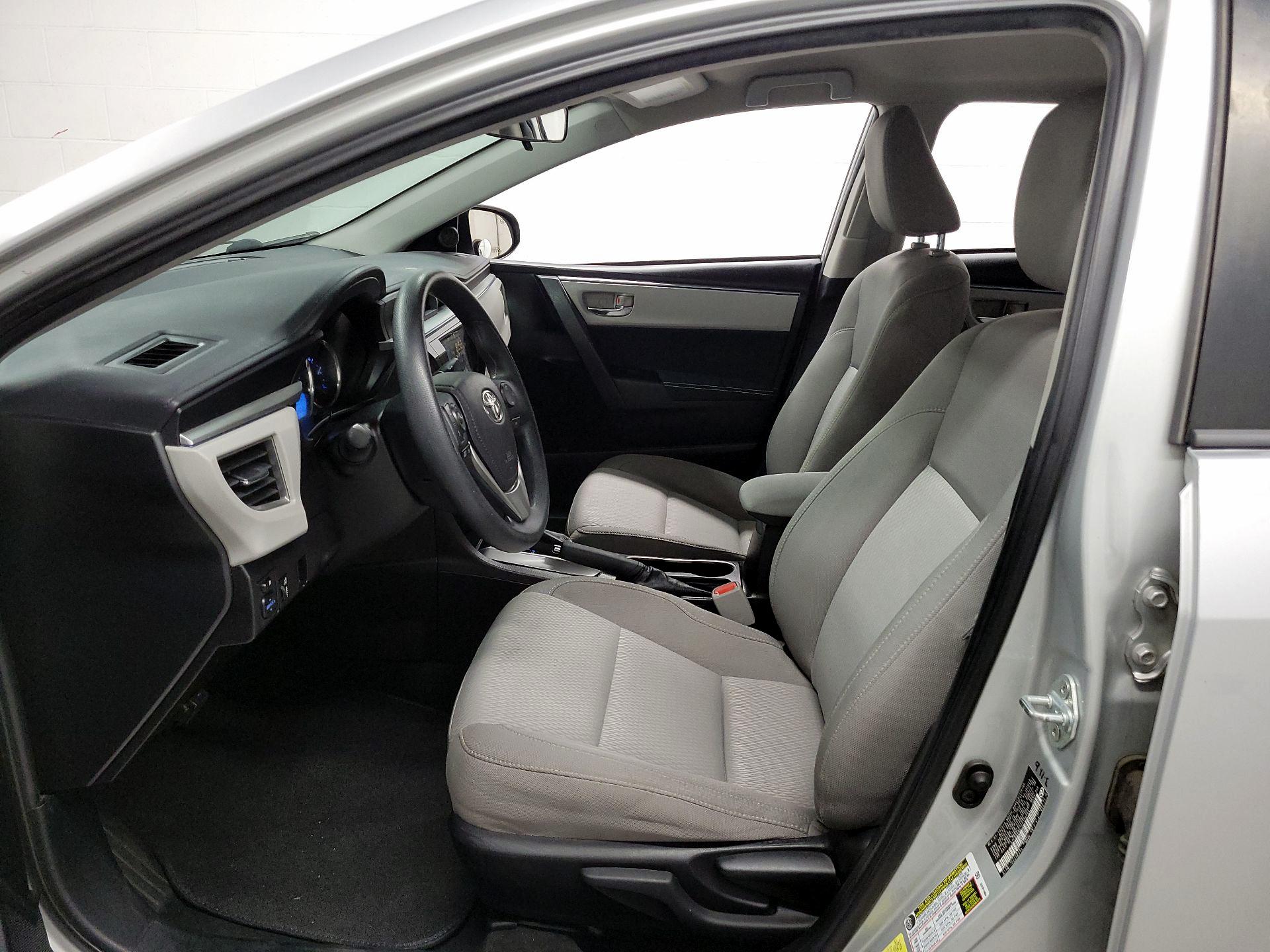 Thumbnail: 2014 Toyota Corolla - 9