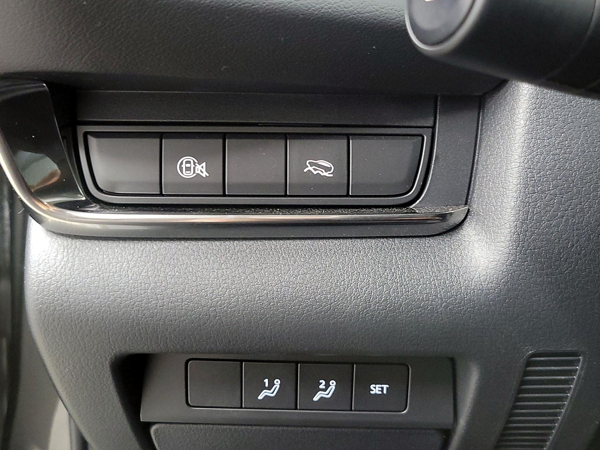 Thumbnail: 2025 Mazda CX-30 - 13