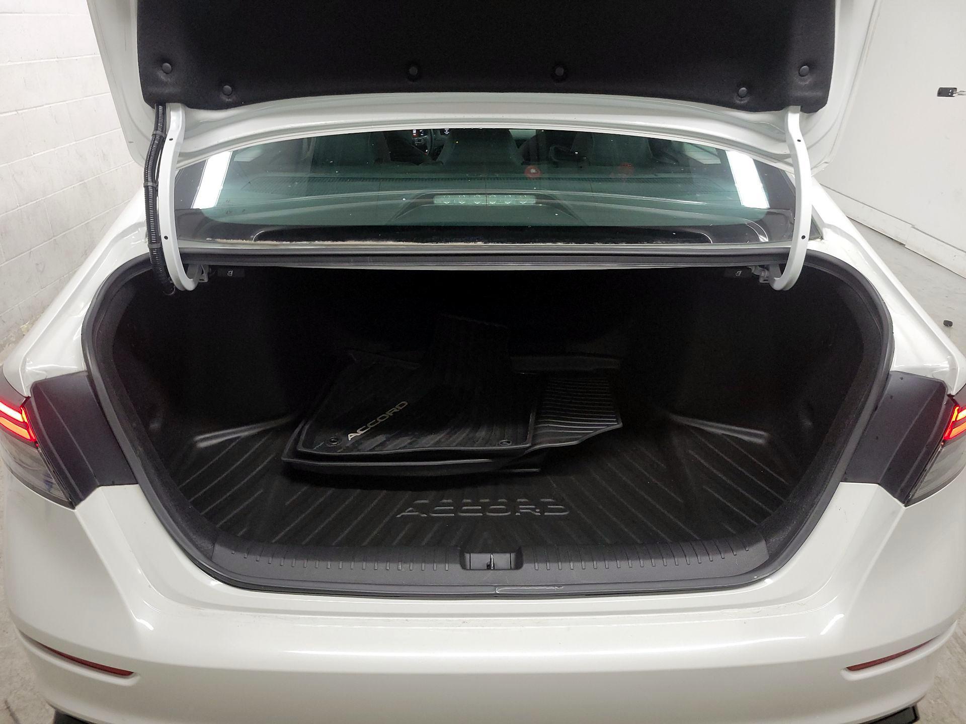 Thumbnail: 2023 Honda Accord - 18