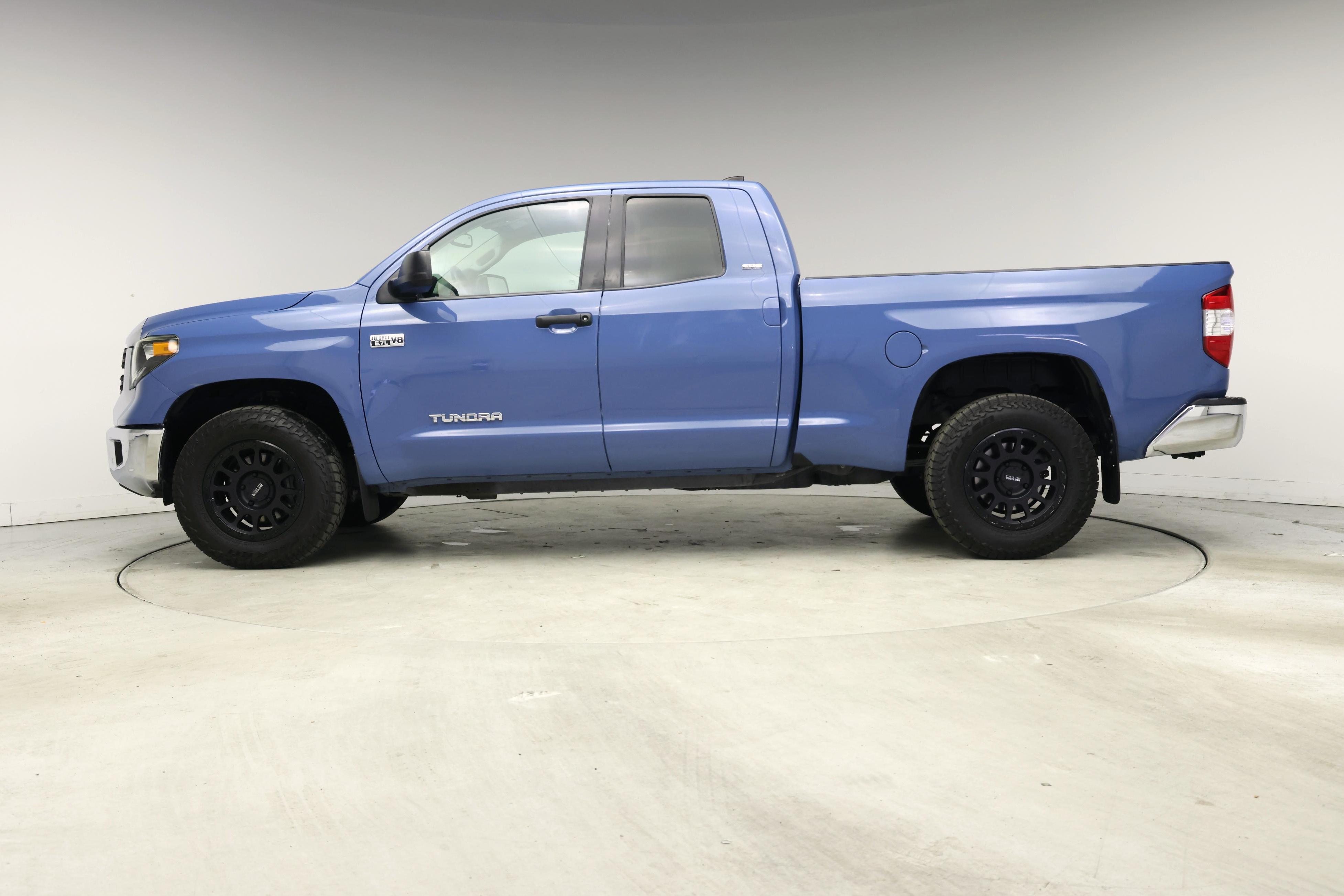 Thumbnail: 2021 Toyota Tundra - 3