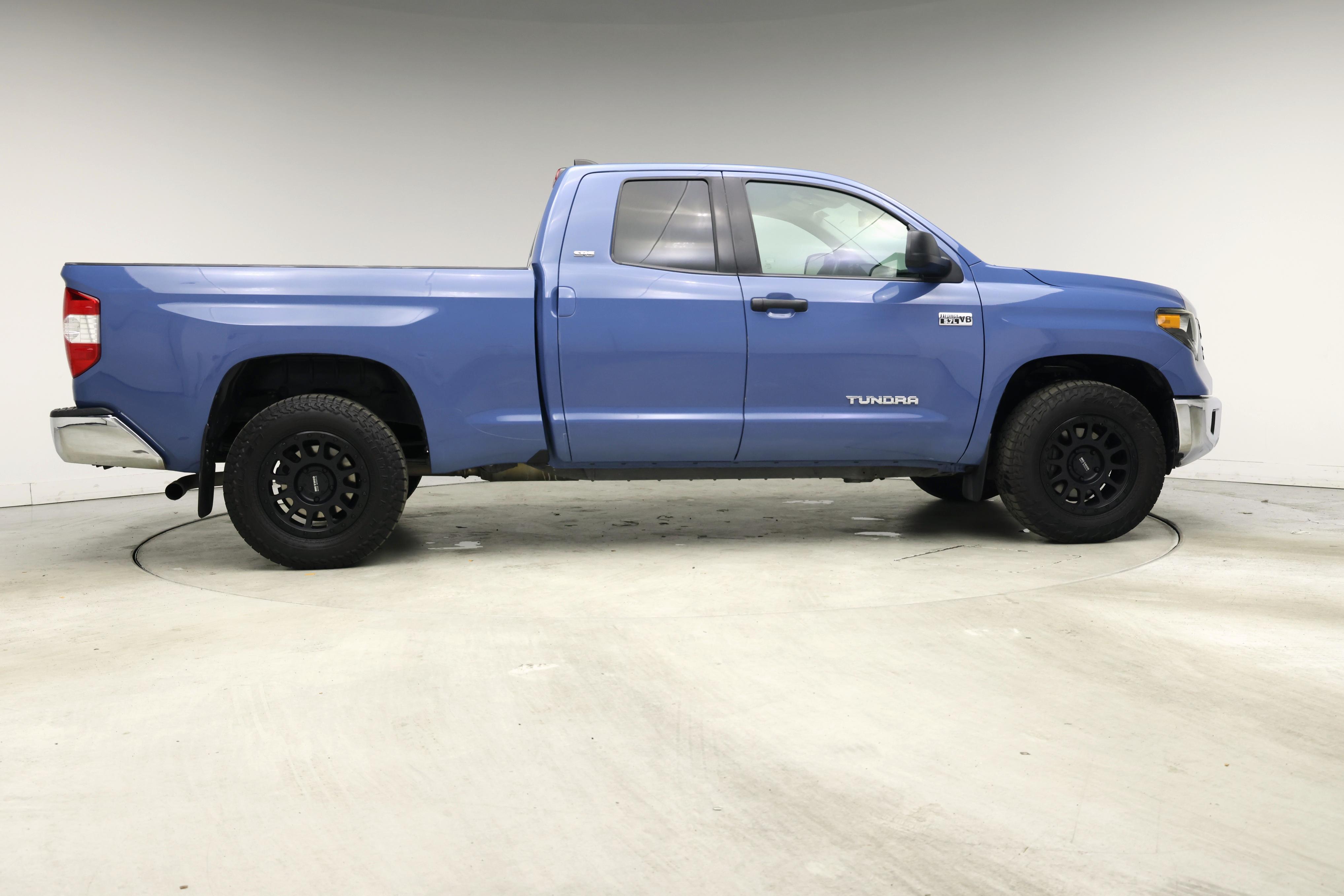 Thumbnail: 2021 Toyota Tundra - 7