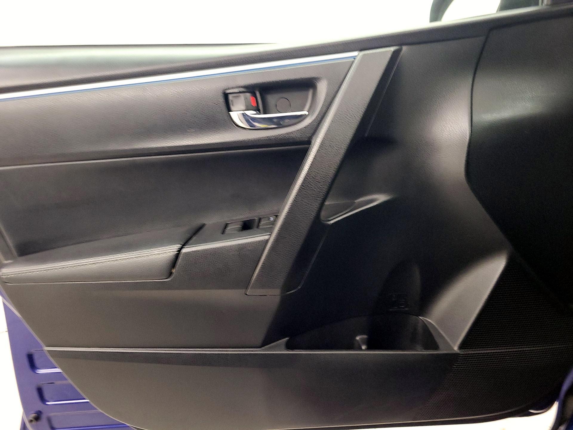 Thumbnail: 2014 Toyota Corolla - 12