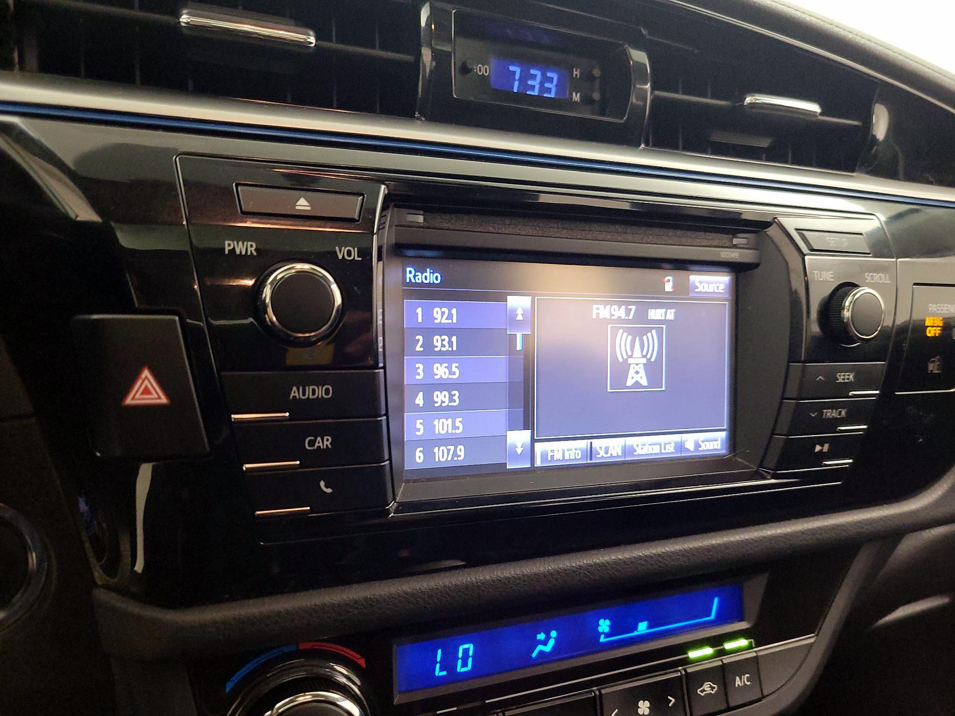 Thumbnail: 2014 Toyota Corolla - 15