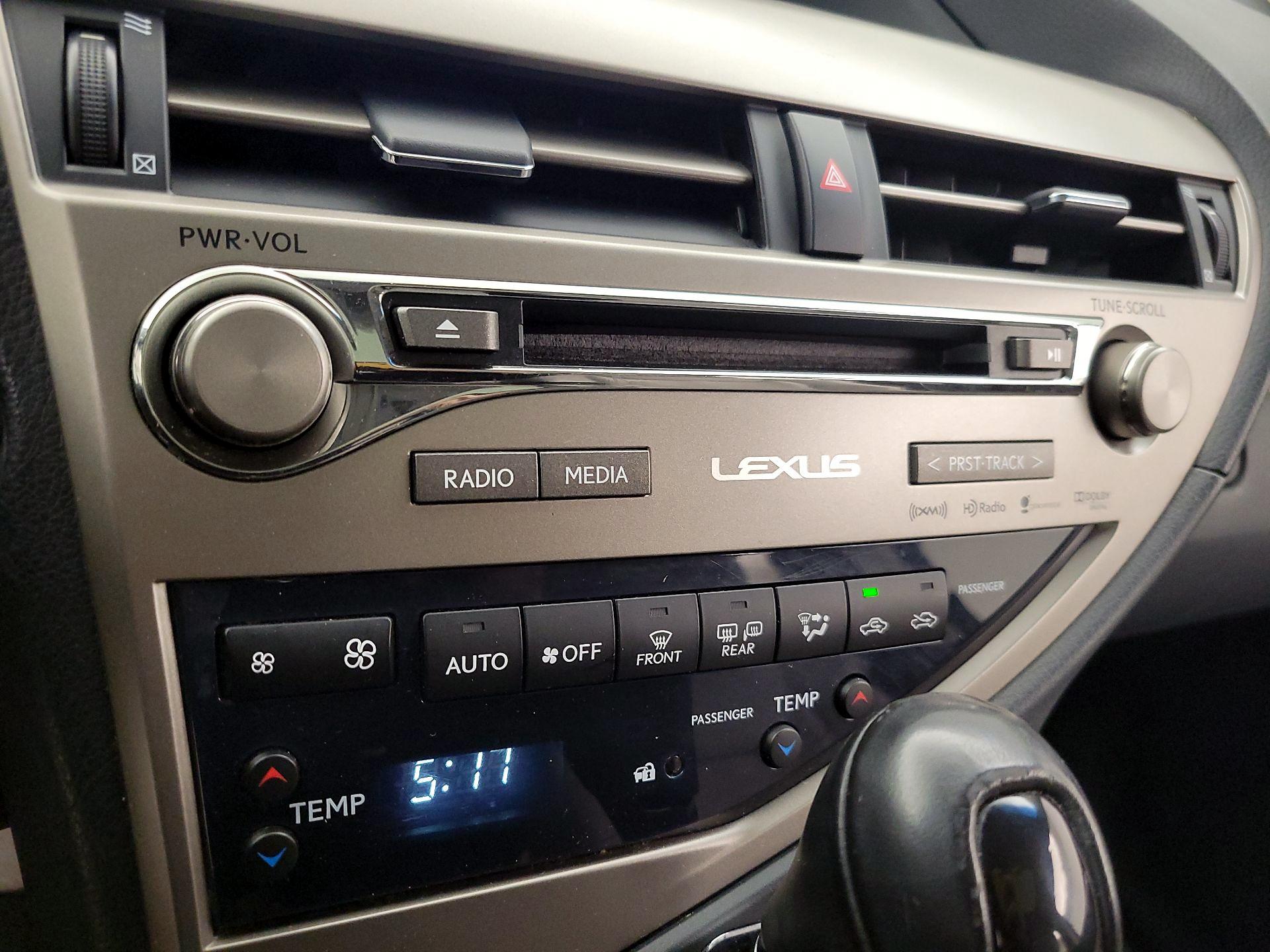 Thumbnail: 2015 Lexus RX - 17