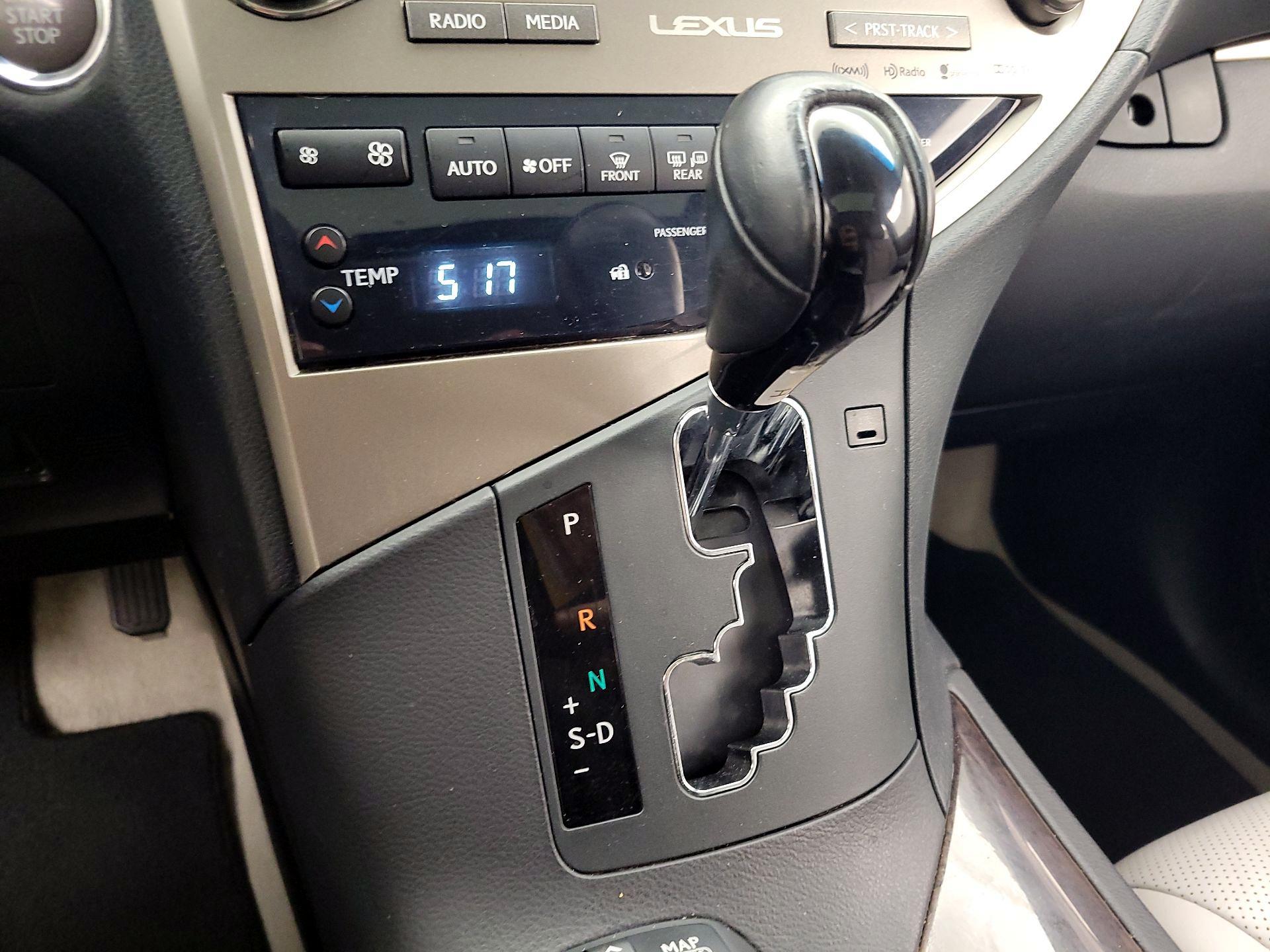 Thumbnail: 2015 Lexus RX - 18