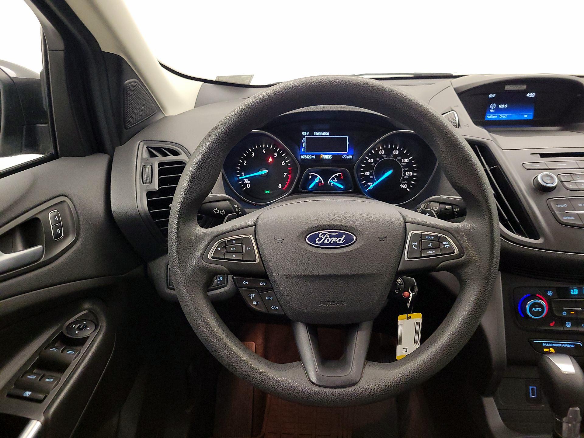 Thumbnail: 2017 Ford Escape - 10