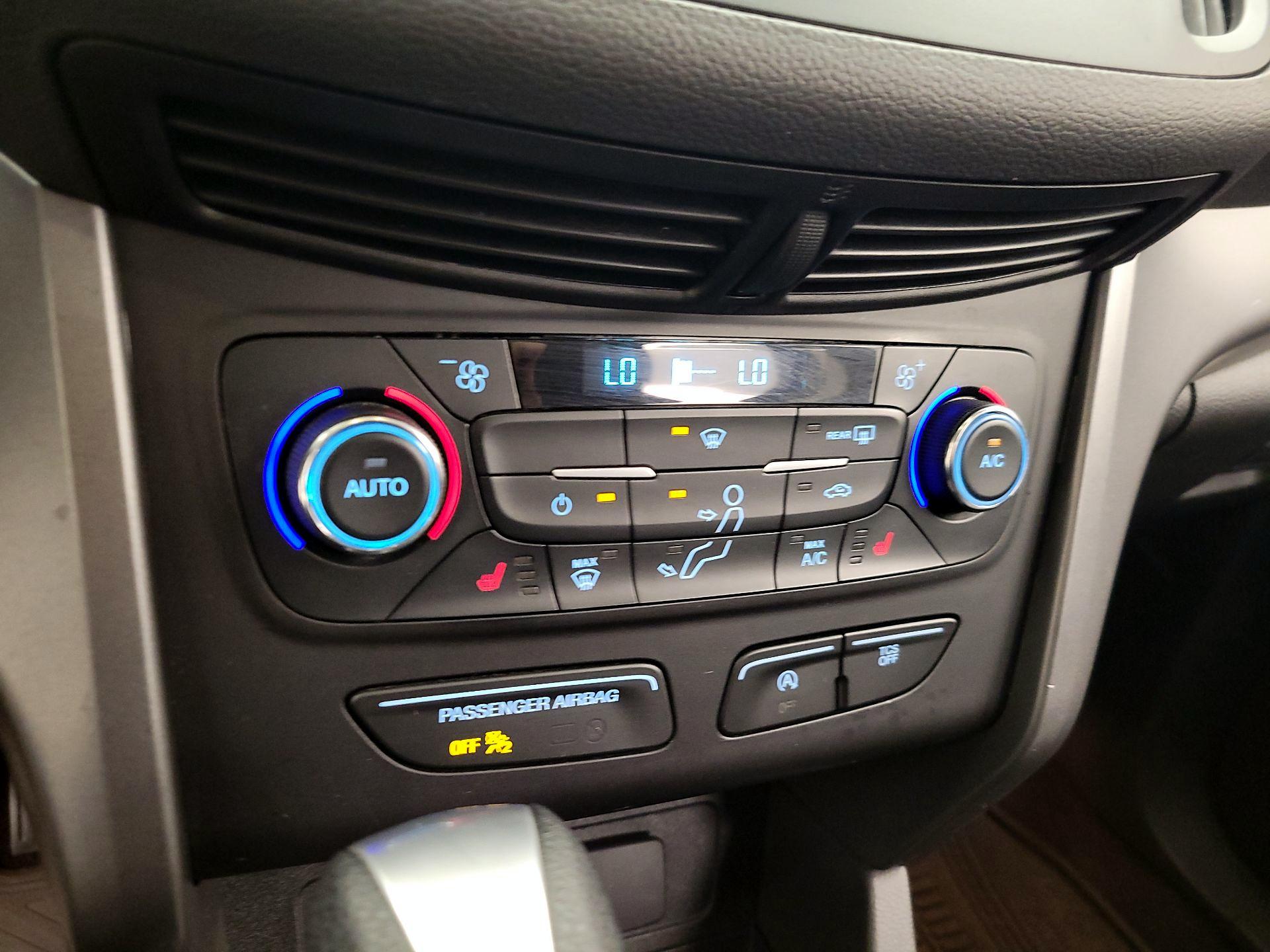 Thumbnail: 2017 Ford Escape - 16