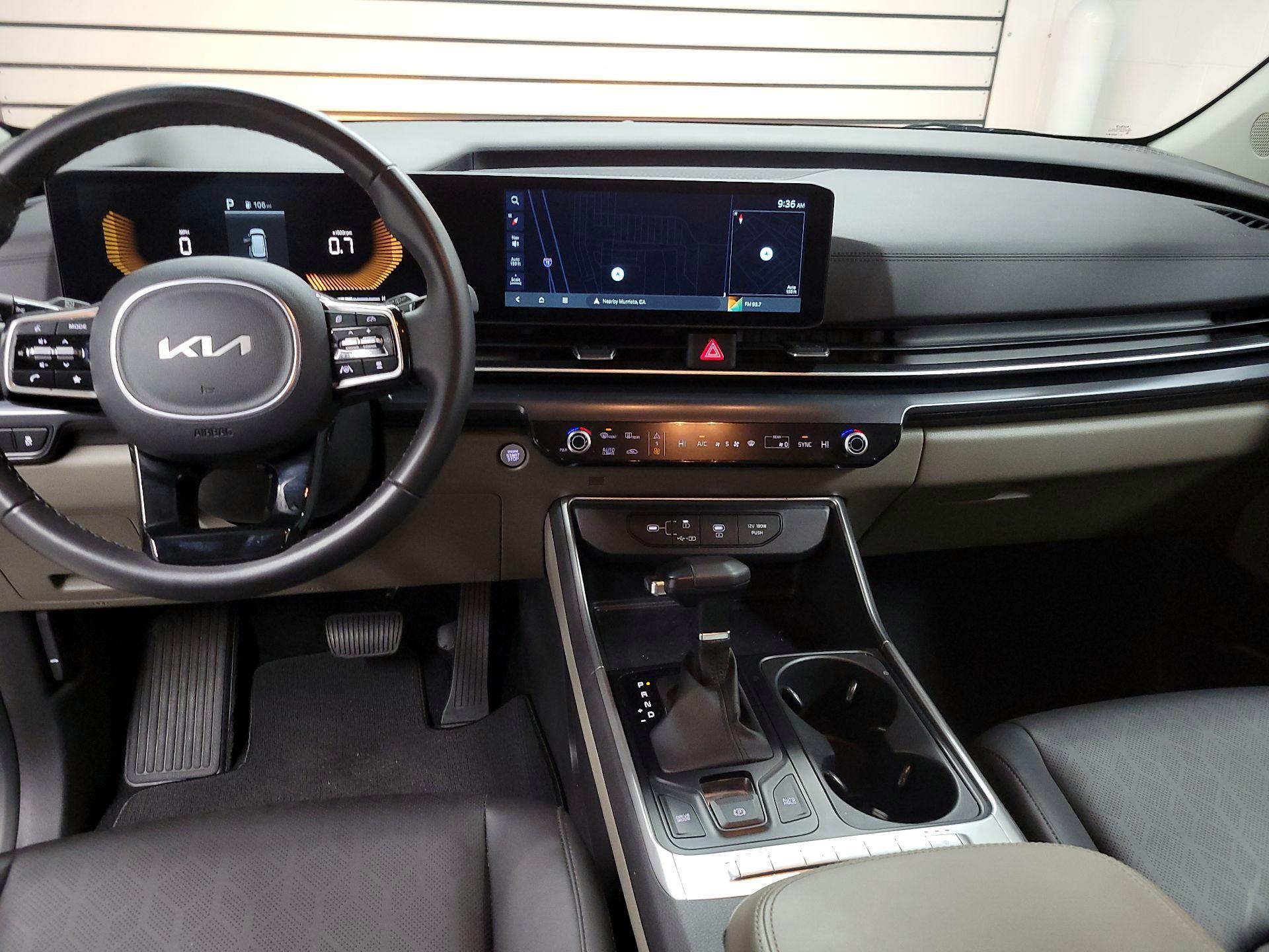 Thumbnail: 2025 Kia Carnival - 9