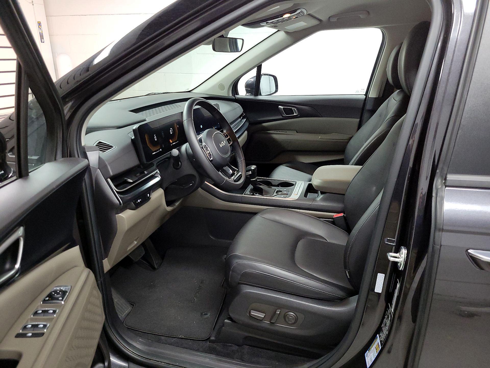 Thumbnail: 2025 Kia Carnival - 11