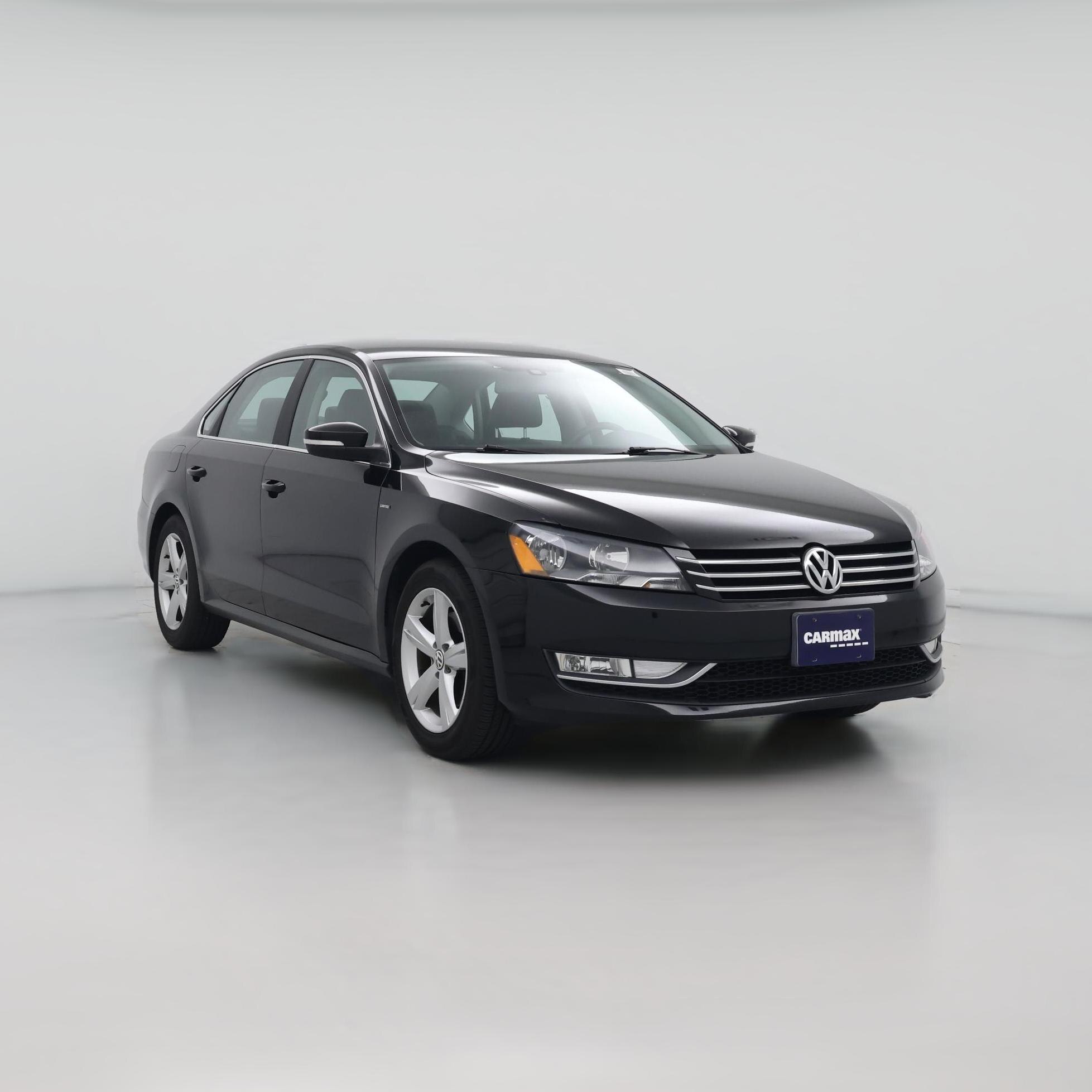 Thumbnail: 2015 Volkswagen Passat - 1