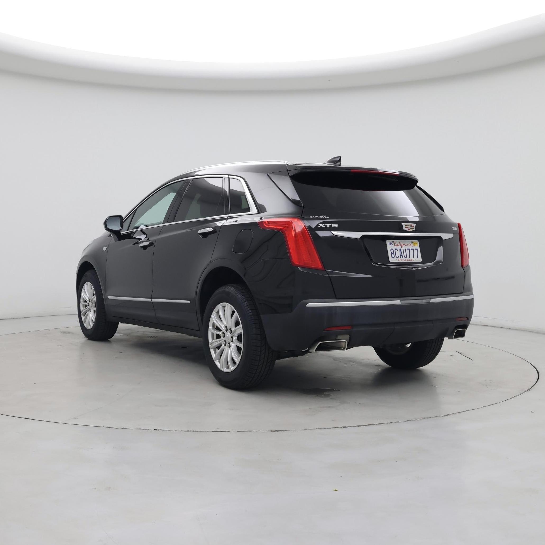 Thumbnail: 2018 Cadillac XT5 - 2