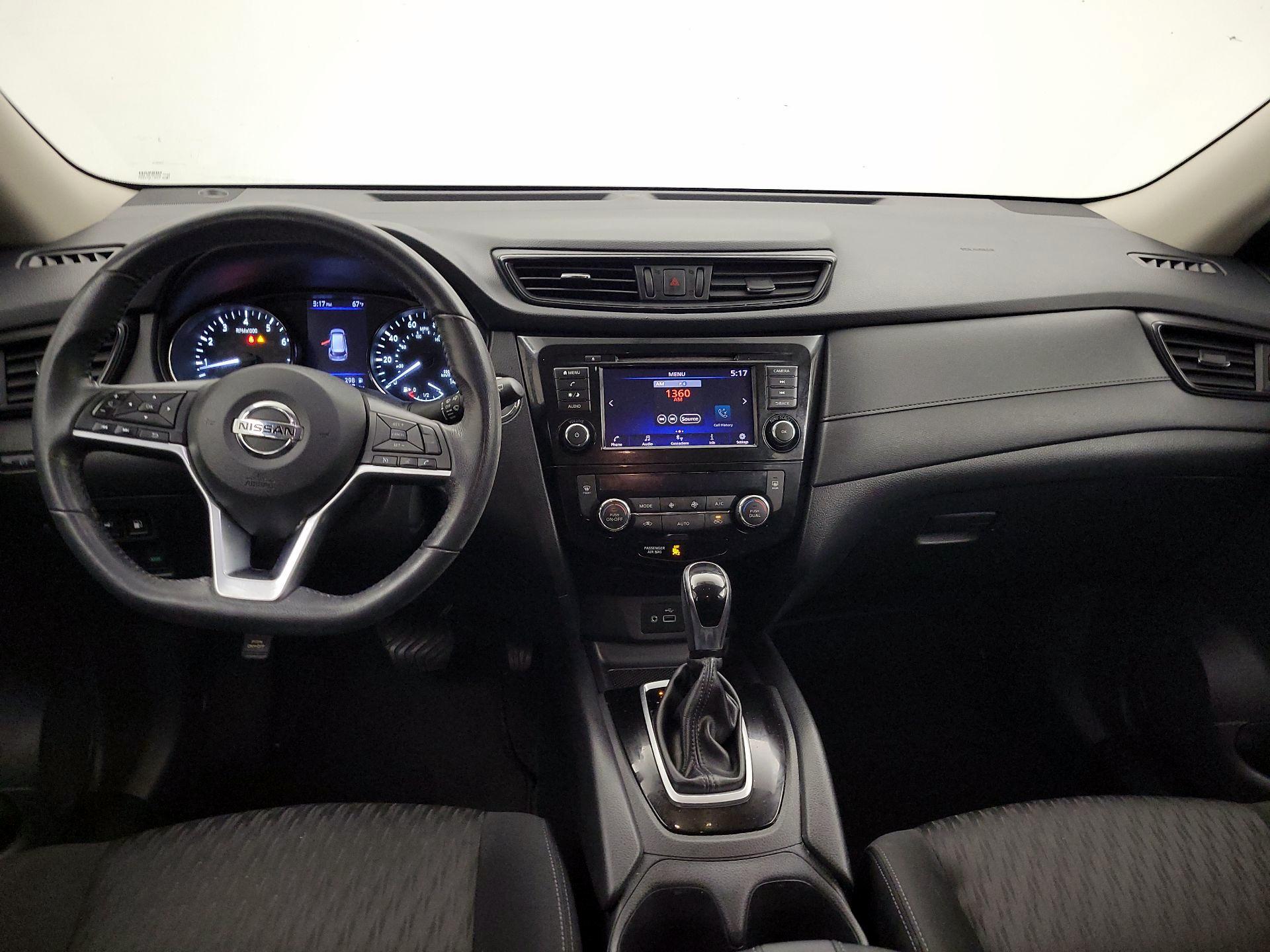 Thumbnail: 2018 Nissan Rogue - 9