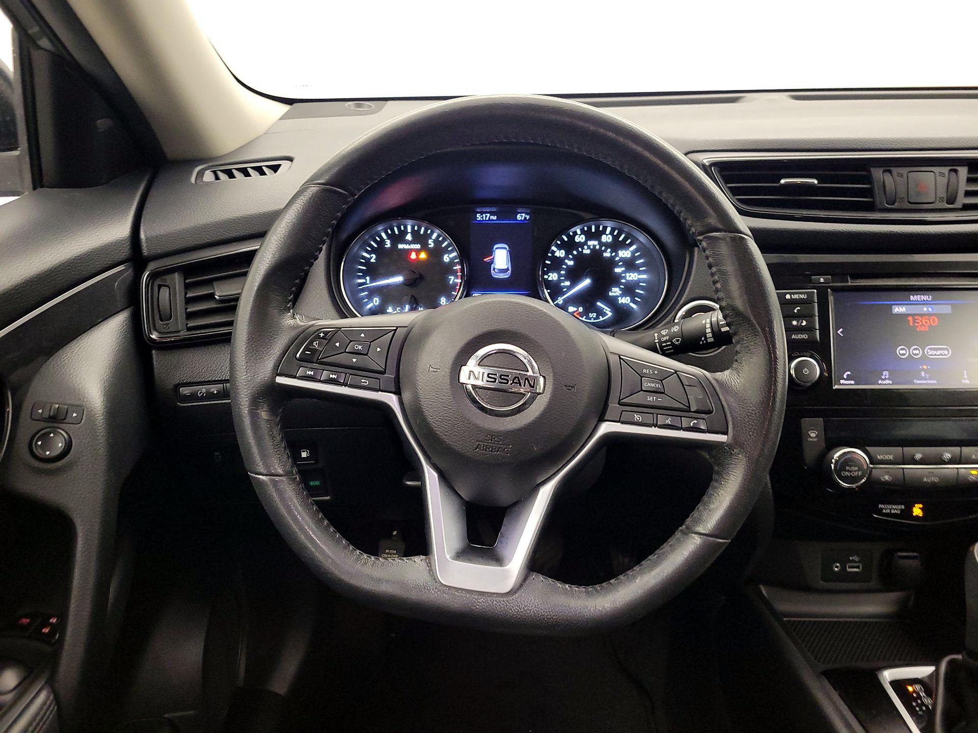 Thumbnail: 2018 Nissan Rogue - 10