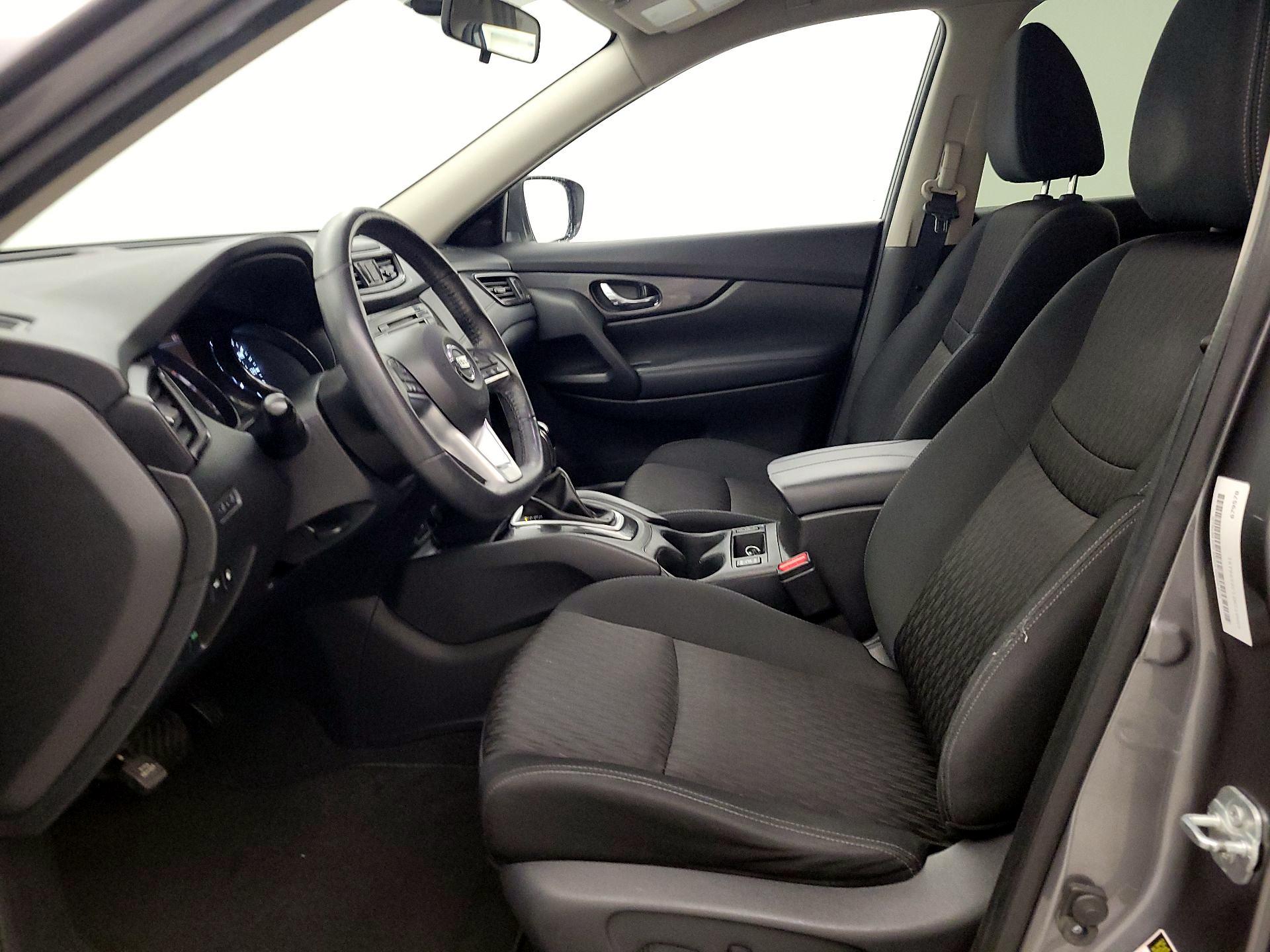 Thumbnail: 2018 Nissan Rogue - 11