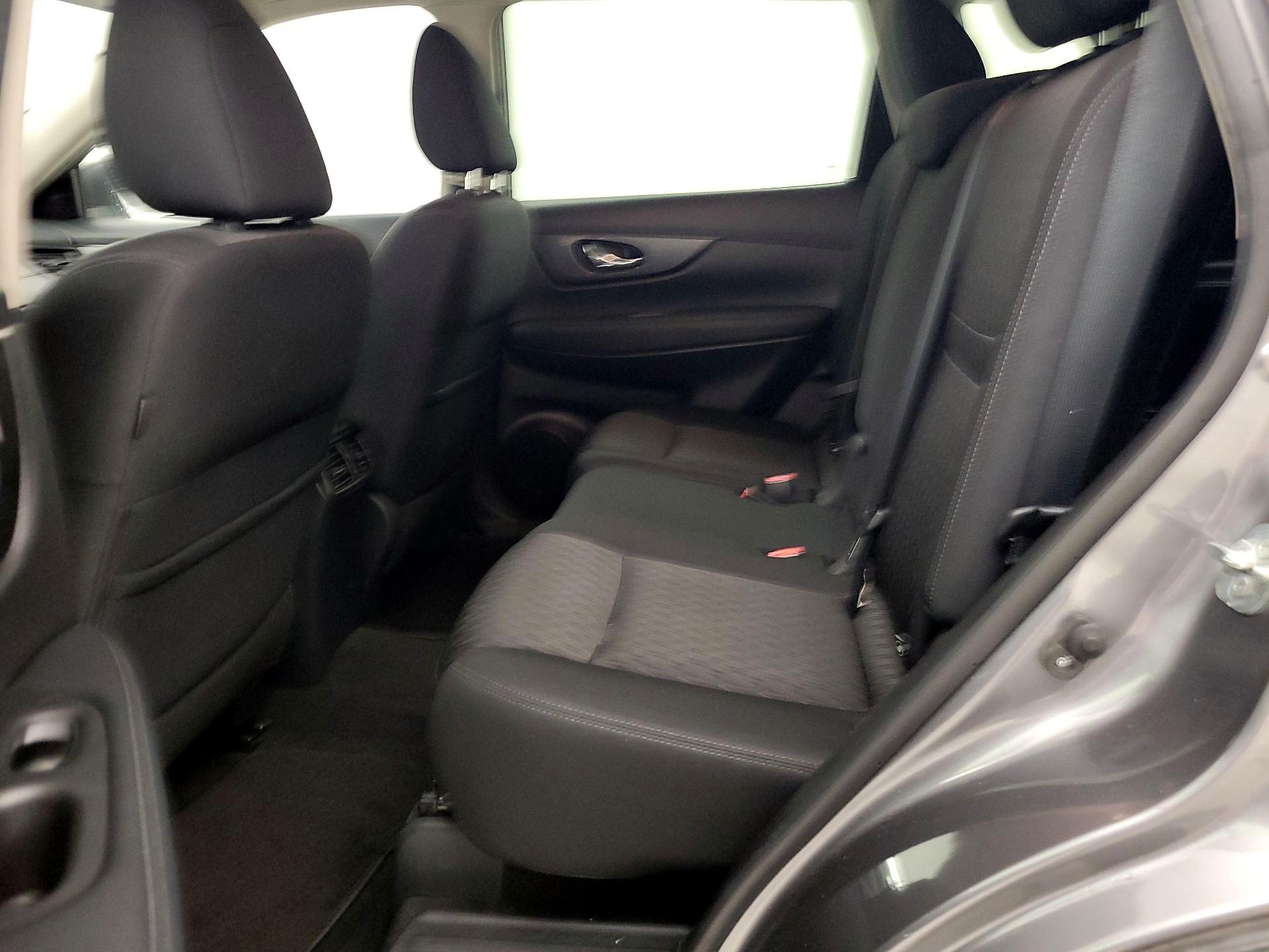 Thumbnail: 2018 Nissan Rogue - 19